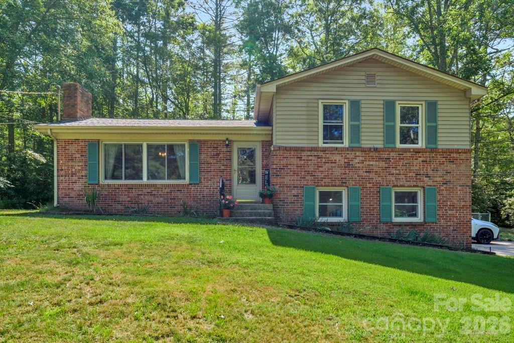 1199 Deer Park Lake Road, Spruce Pine, NC, 28777
