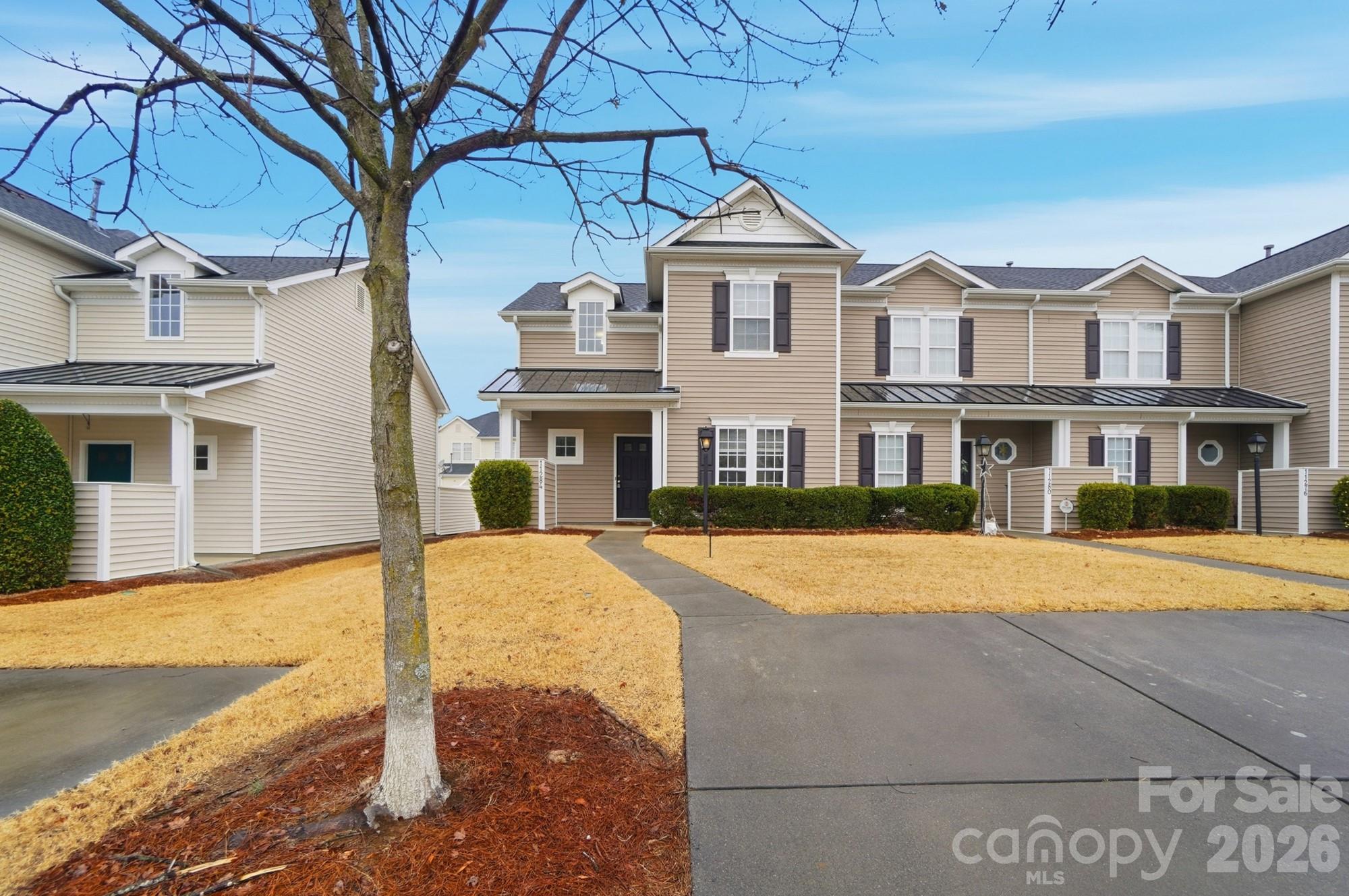 11284 Lions Mane Street