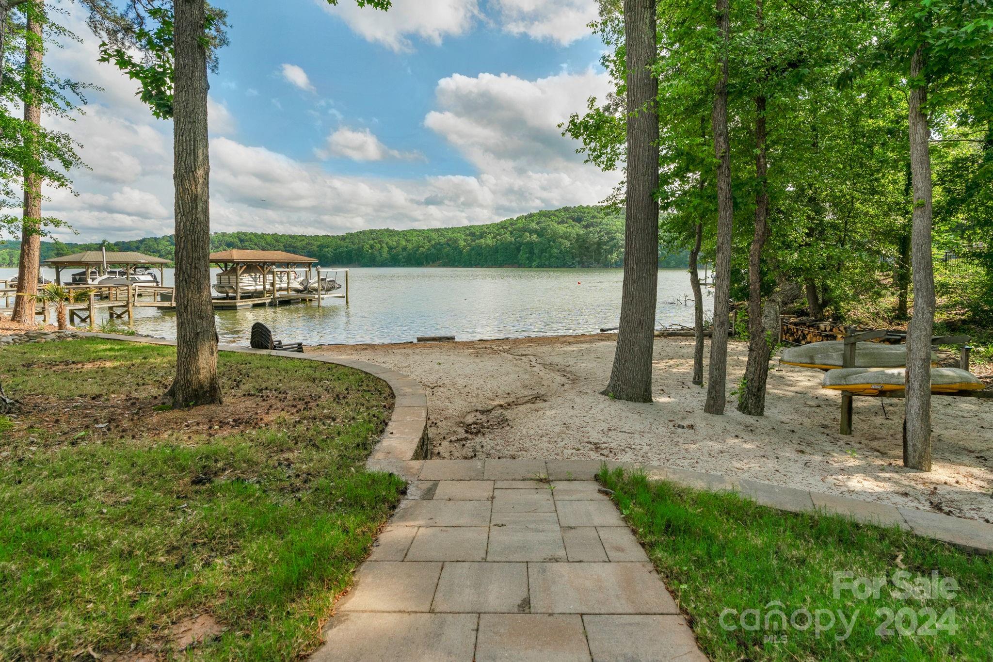 Reflection Pointe - Residential