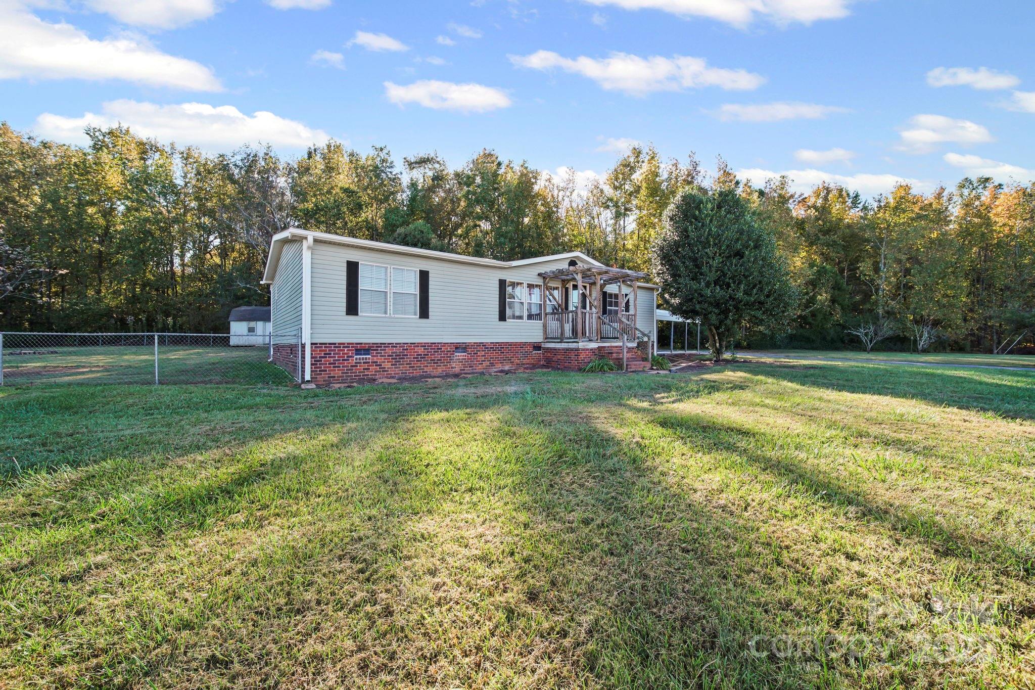 40149 Eagle Head Court