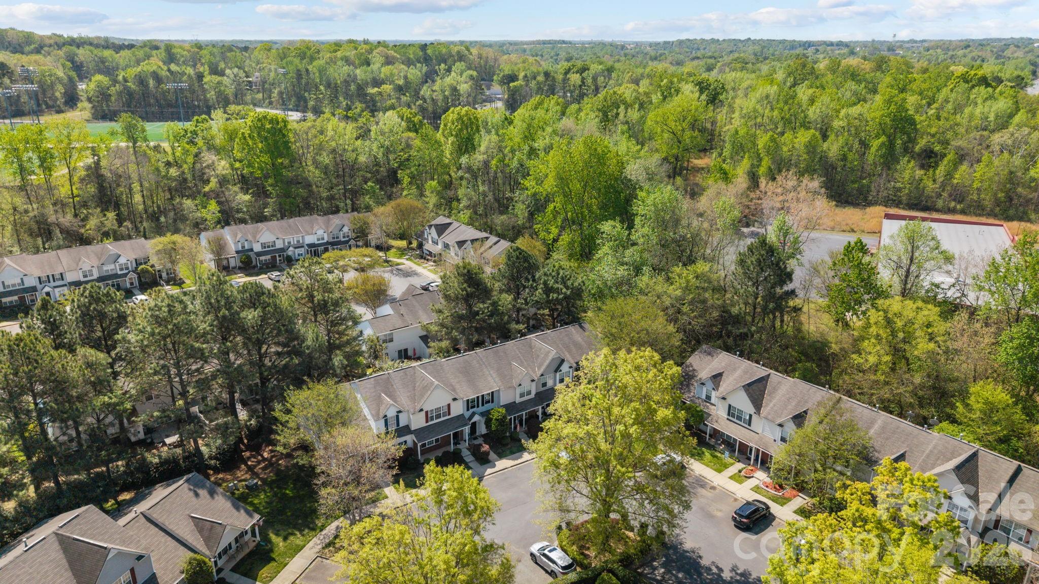 The Townes At River Crossing - Residential