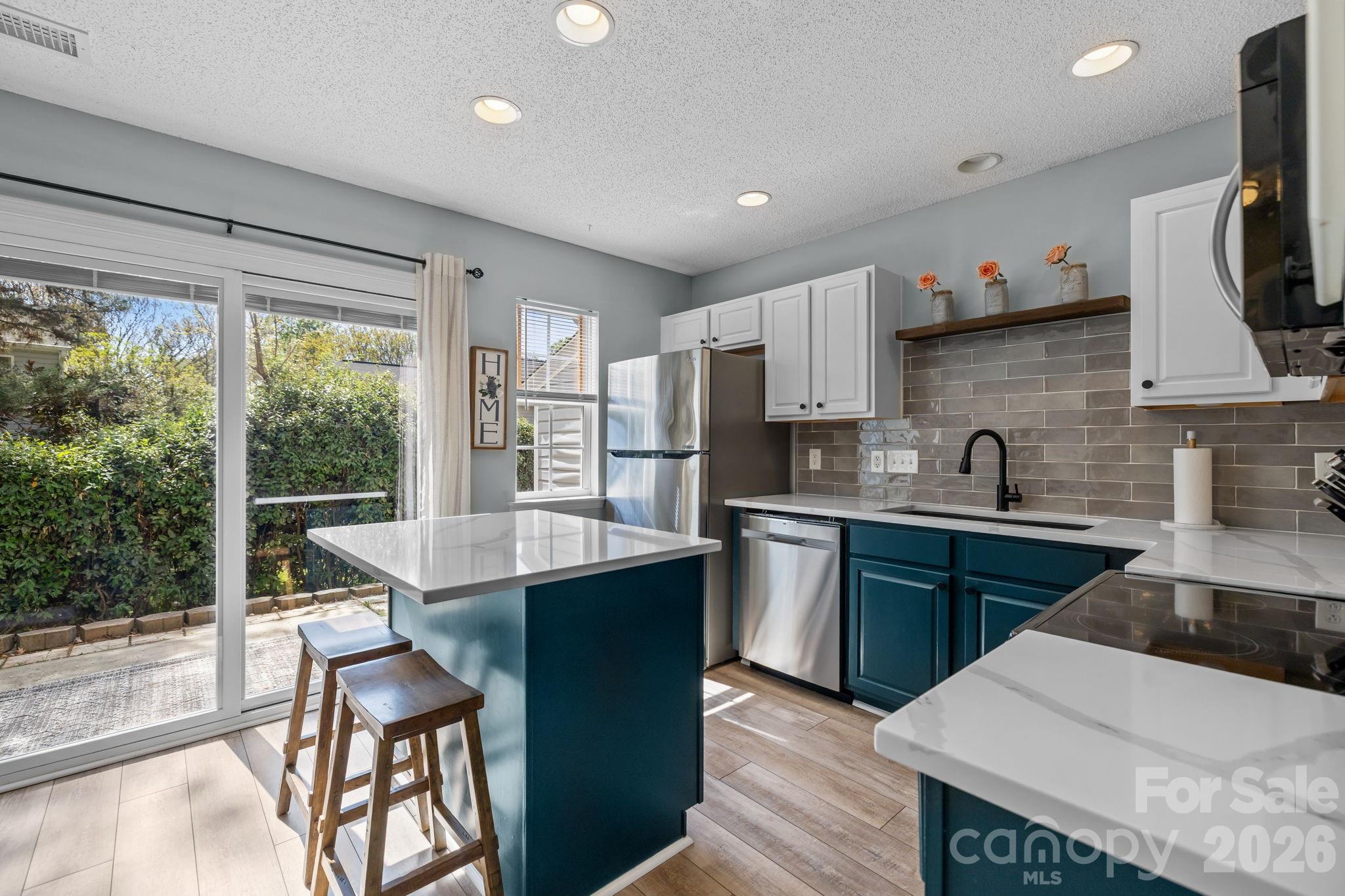 The Townes At River Crossing - Residential