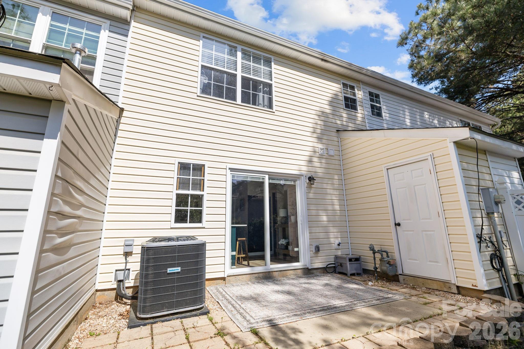 The Townes At River Crossing - Residential