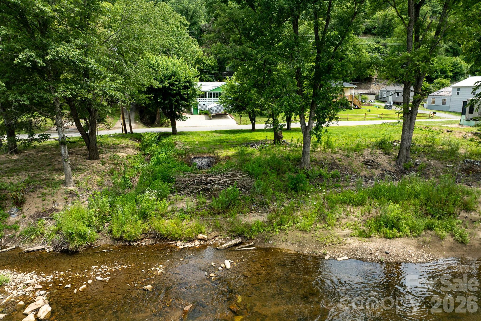 389 Rollins Road