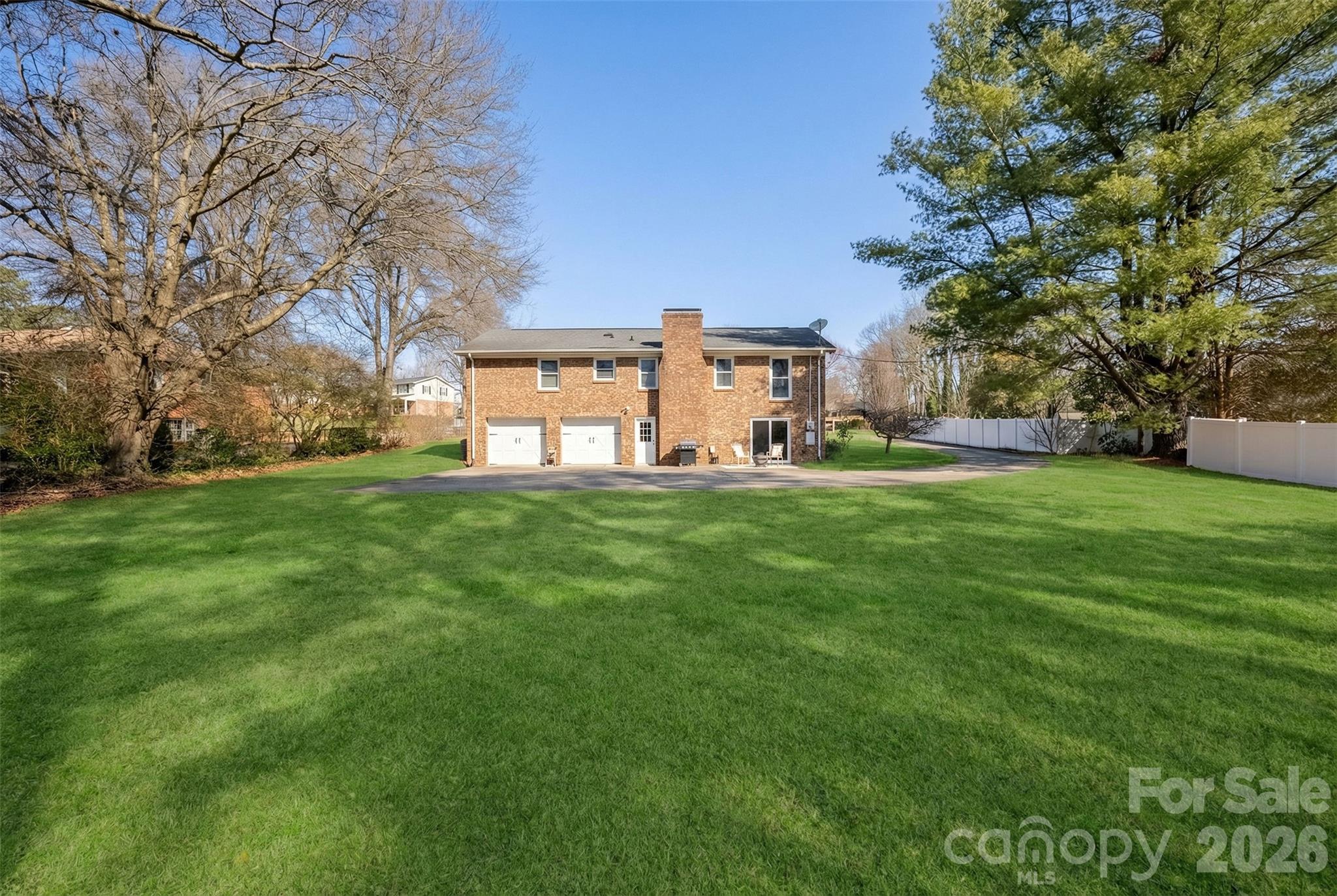 113 Scottsmoor Drive