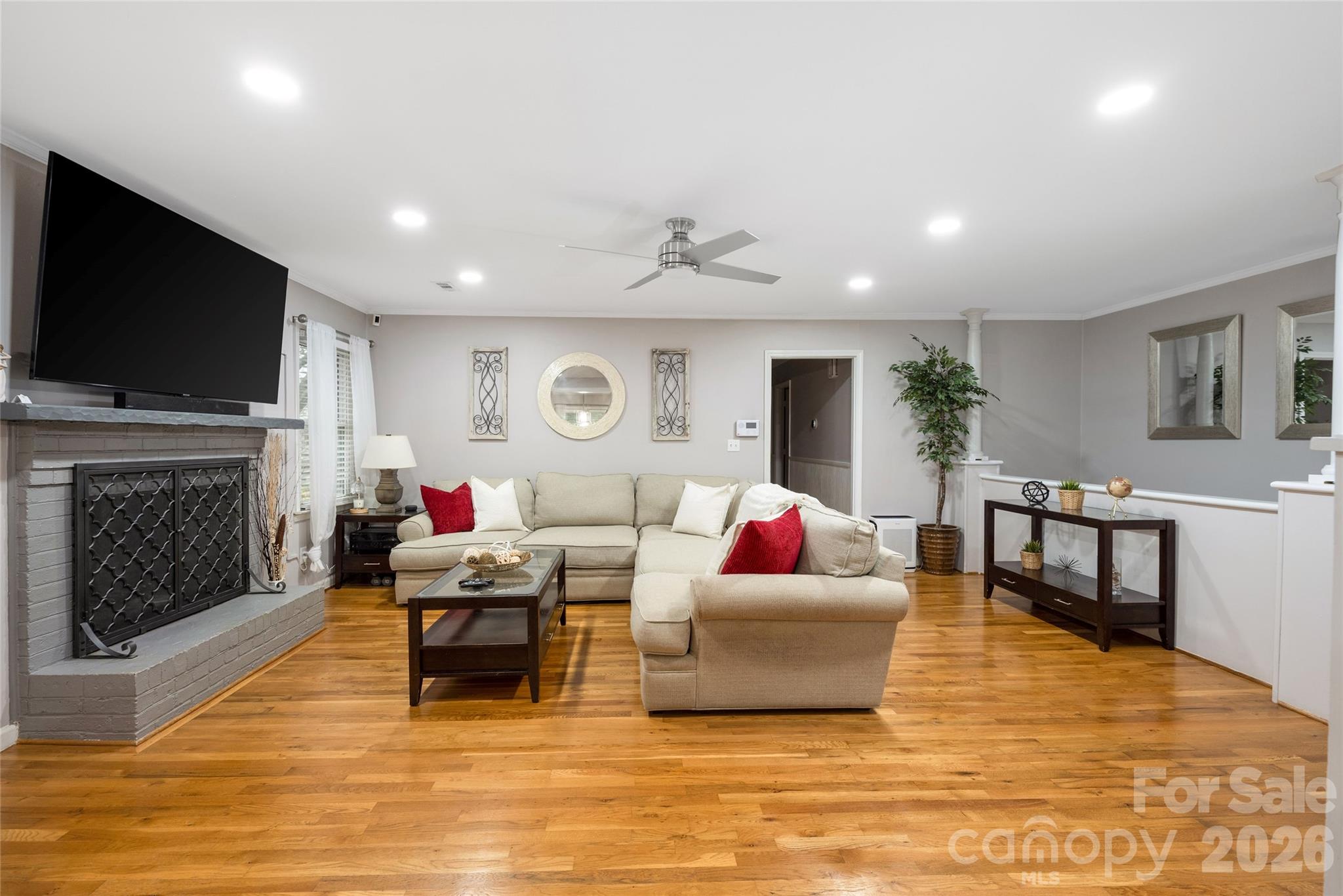 113 Scottsmoor Drive