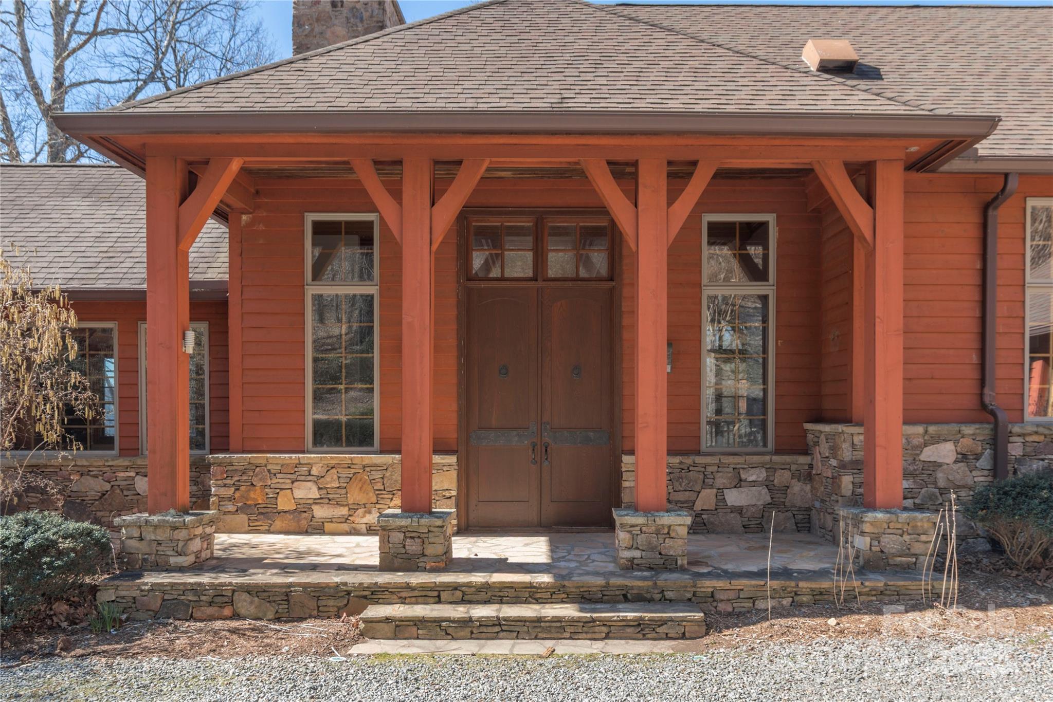 98 Flat Creek Road