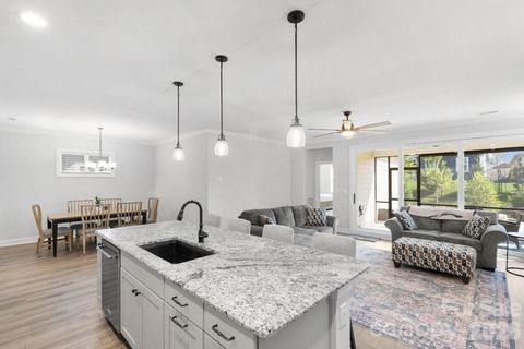 6096 Pier Drive Denver NC 28037