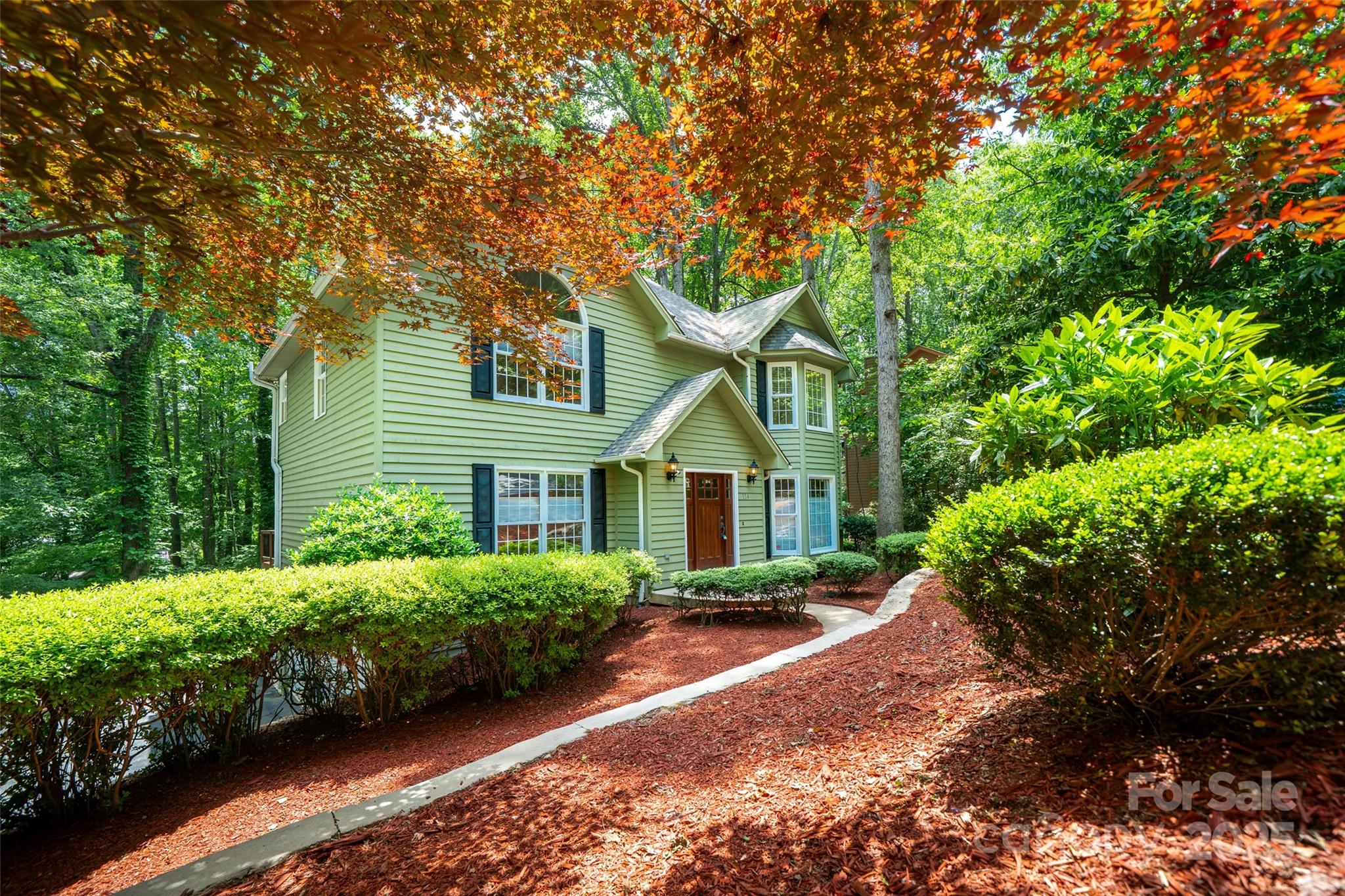114 Coachmans Trail