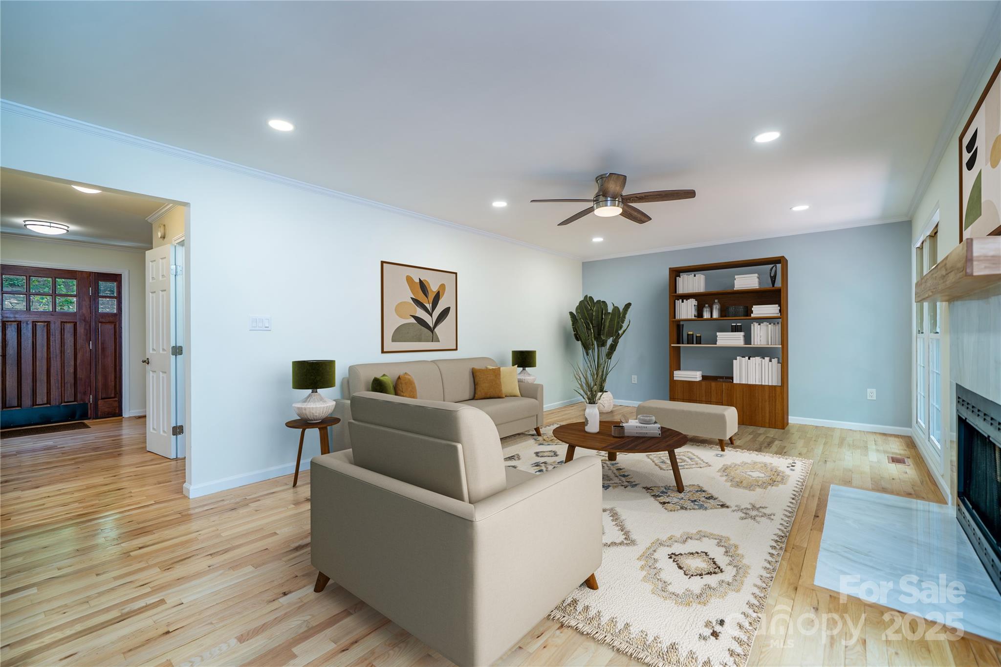 114 Coachmans Trail