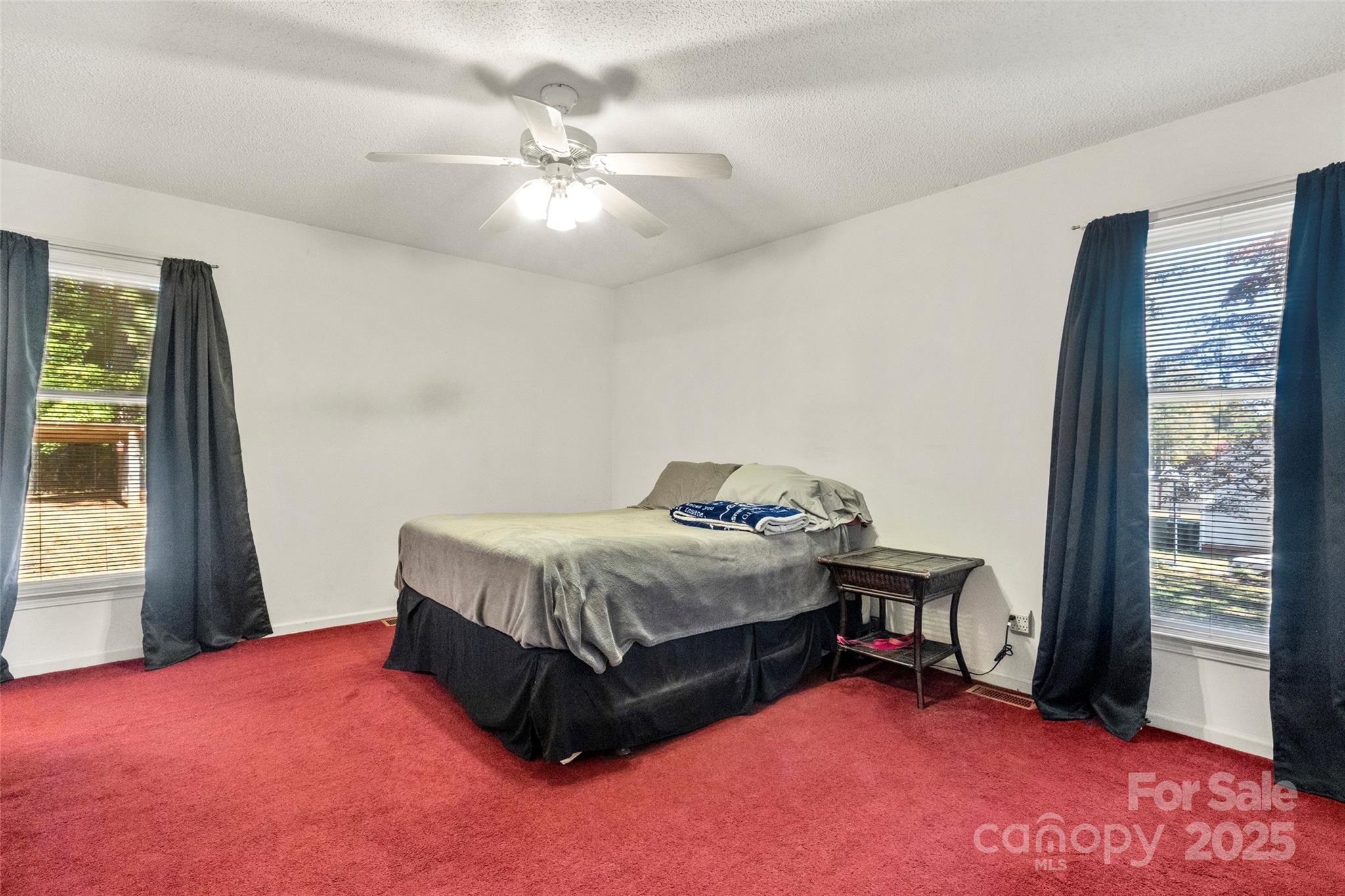 Travis Estates - Residential