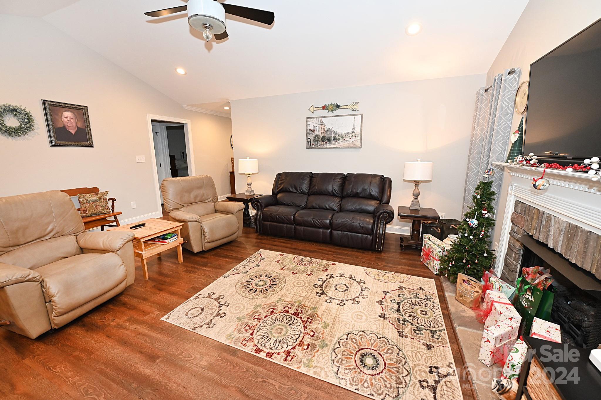 Austins View - Residential