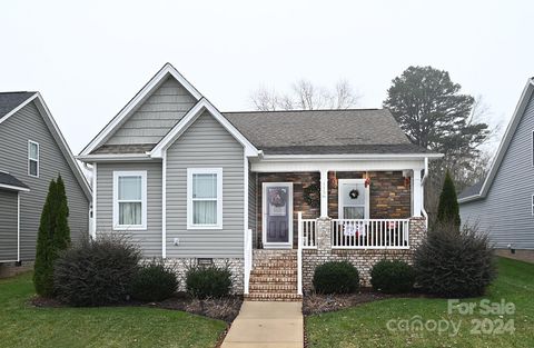 A home in Hickory