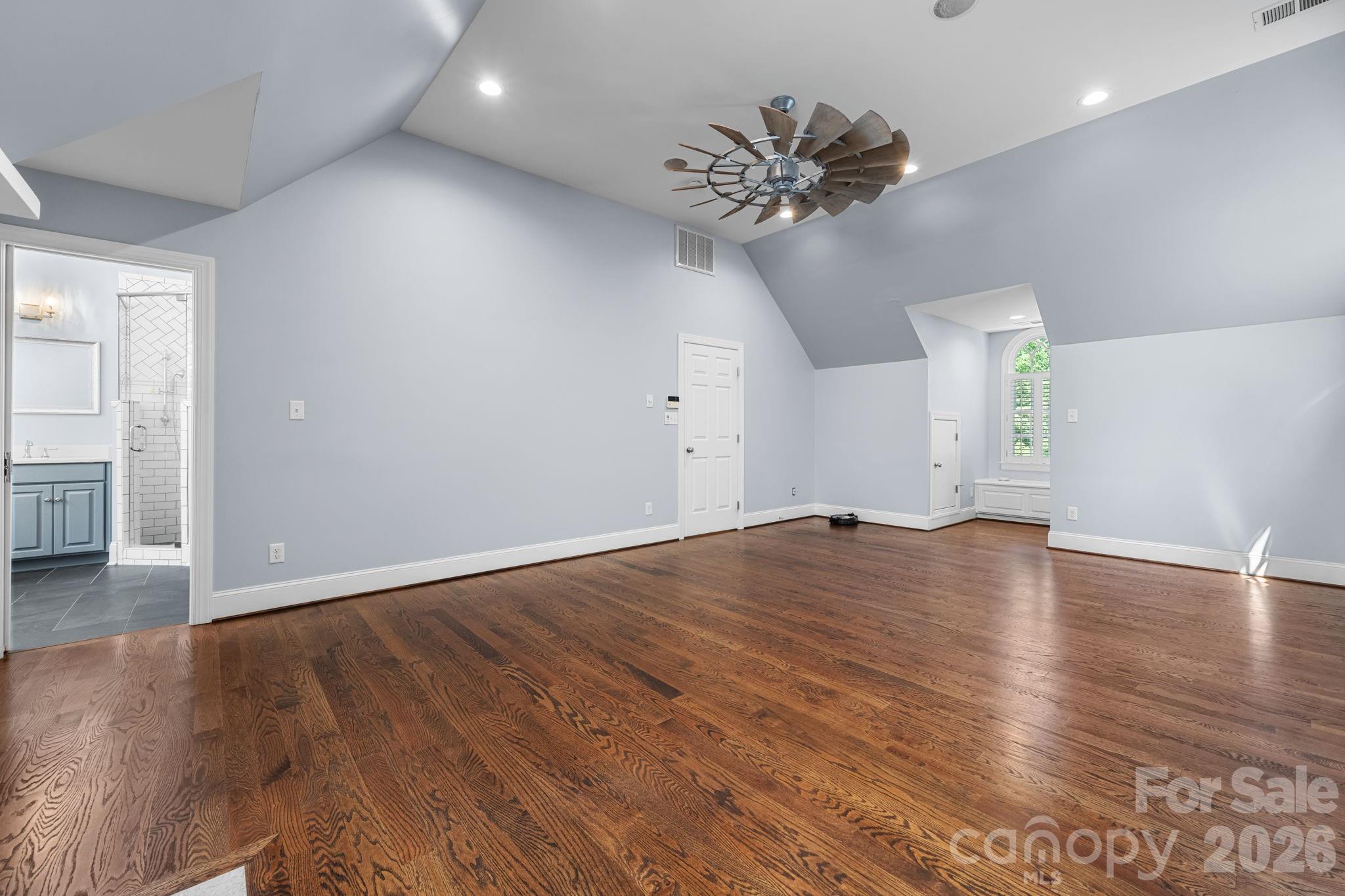 Country Club Acres - Residential