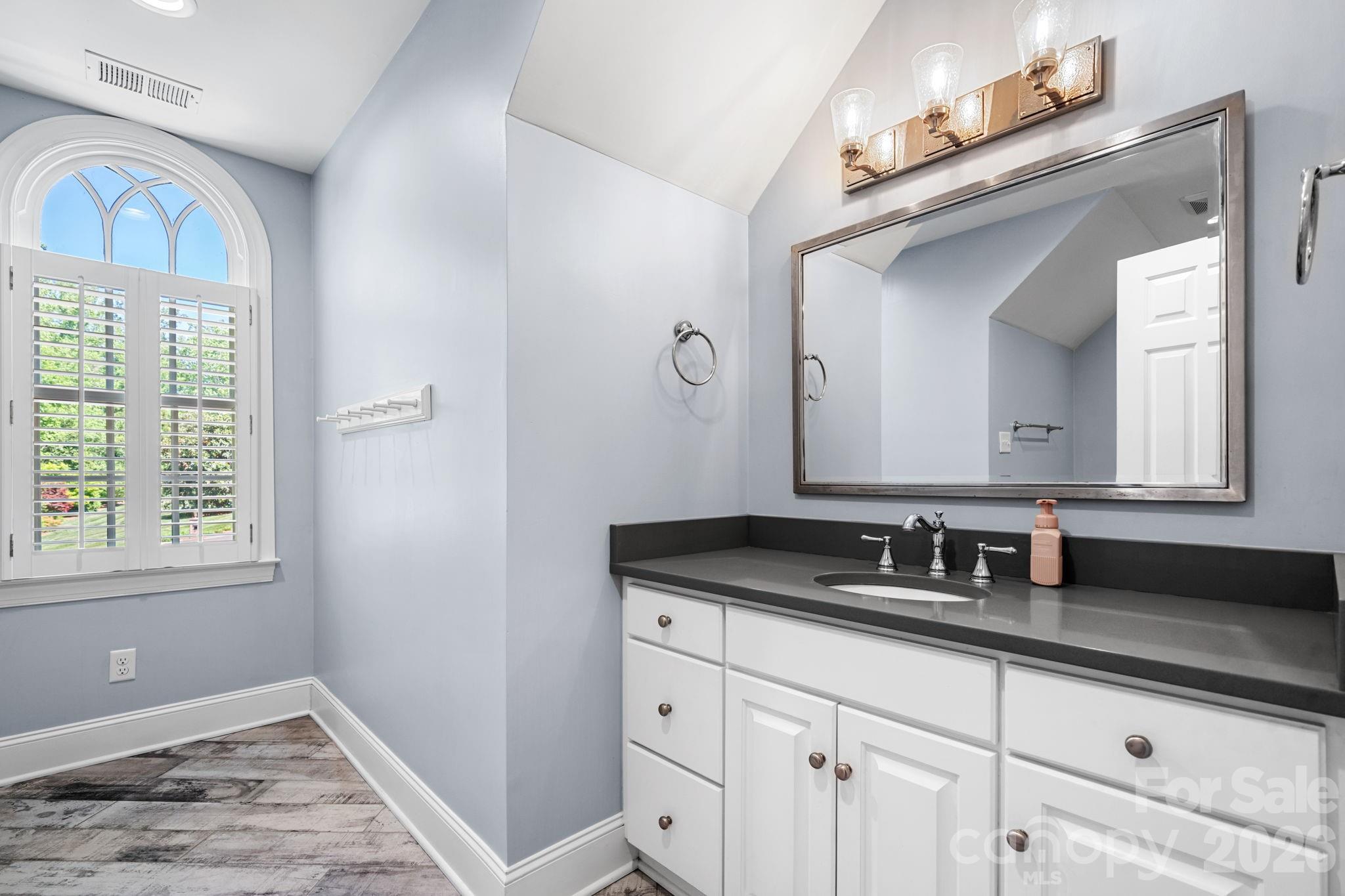 Country Club Acres - Residential