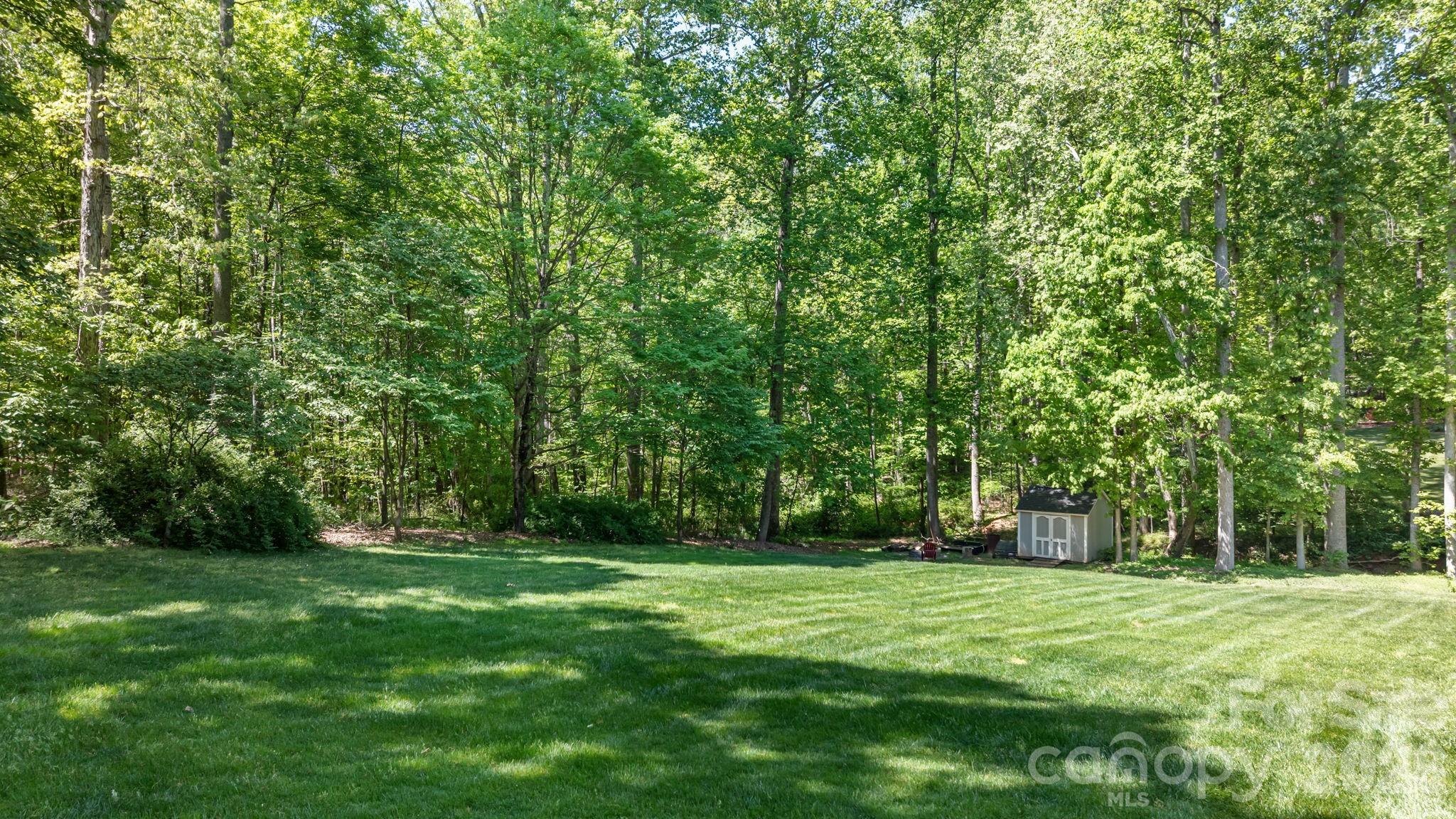 Country Club Acres - Residential