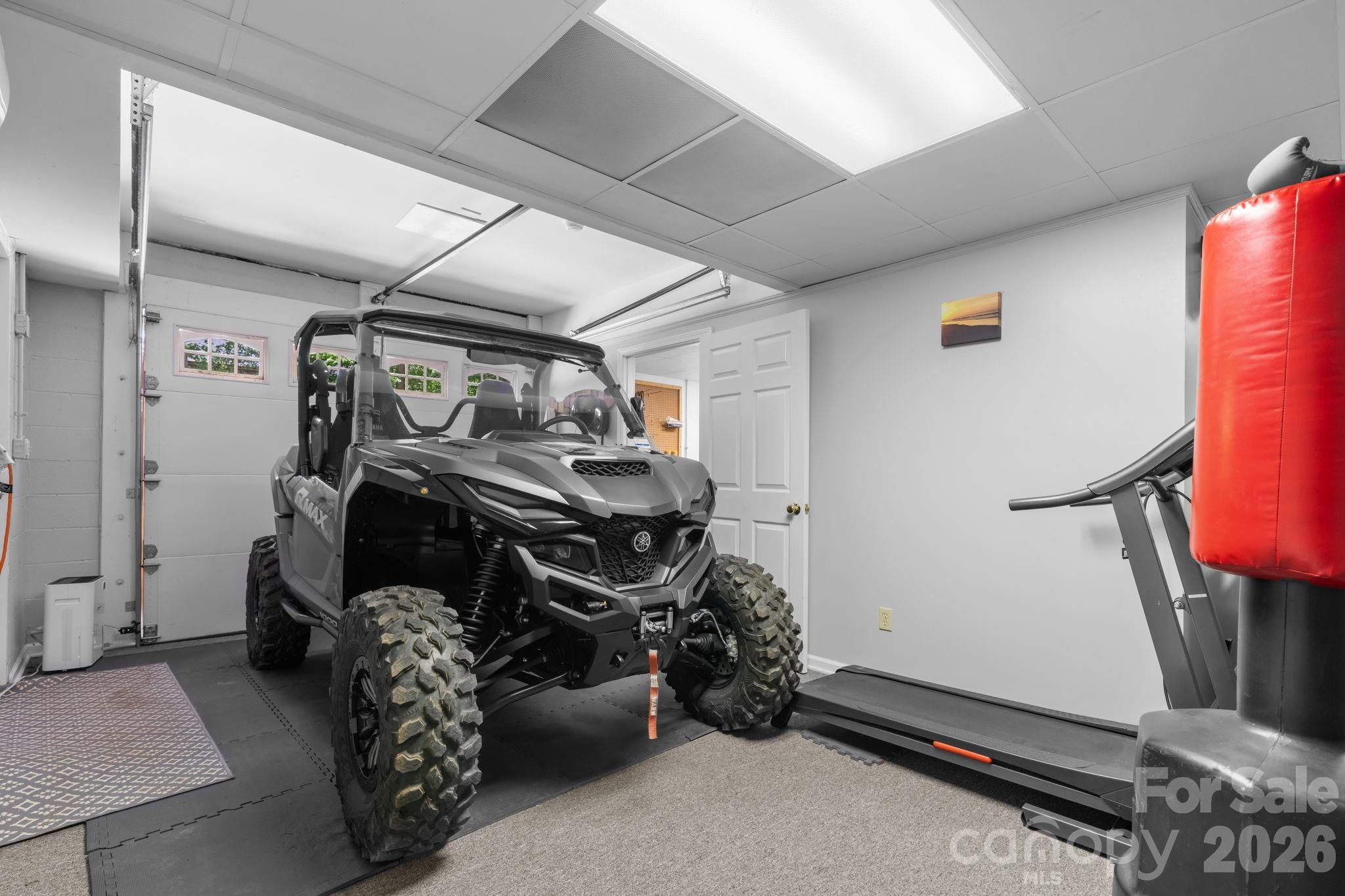 Country Club Acres - Residential