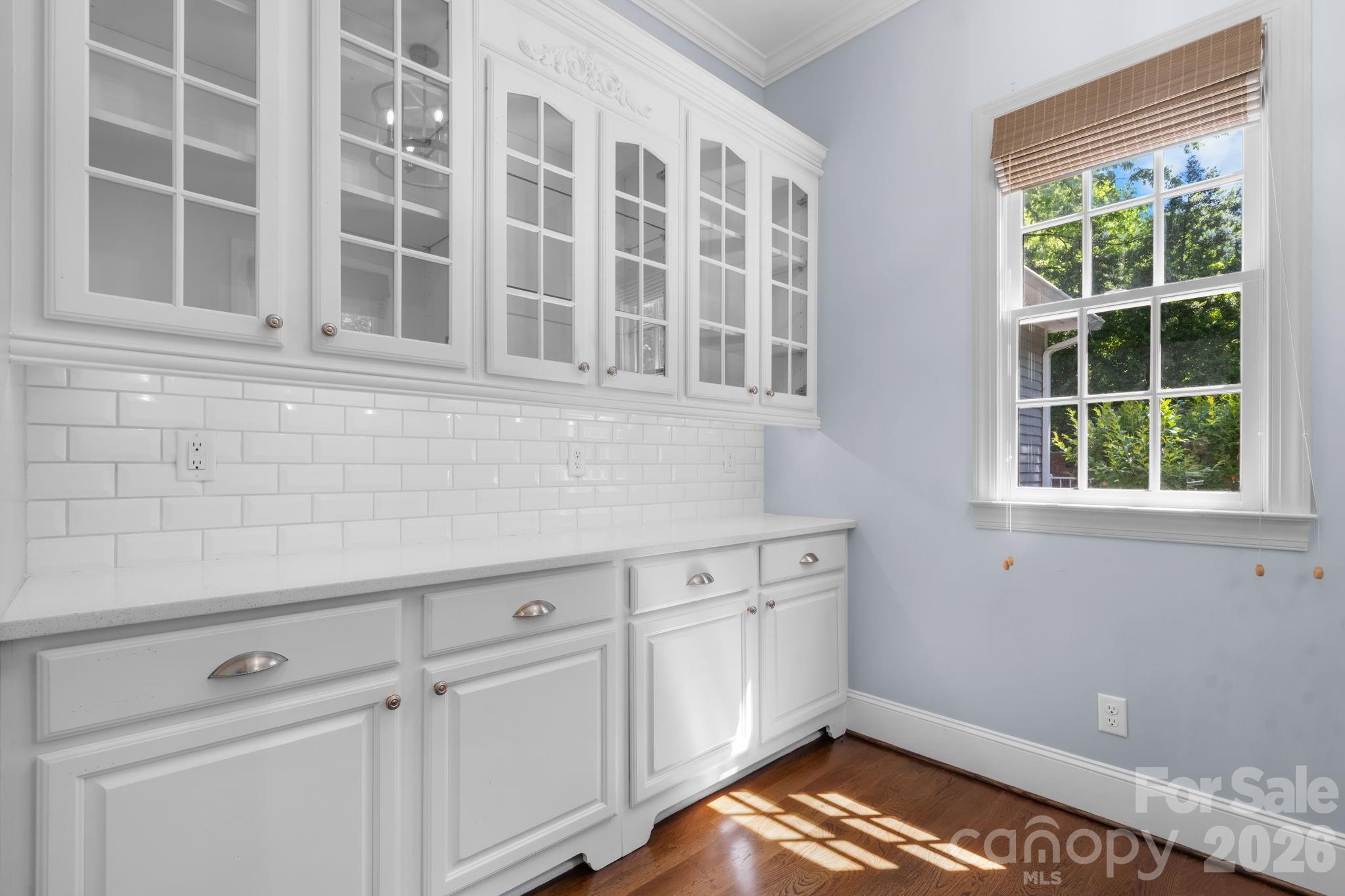 Country Club Acres - Residential