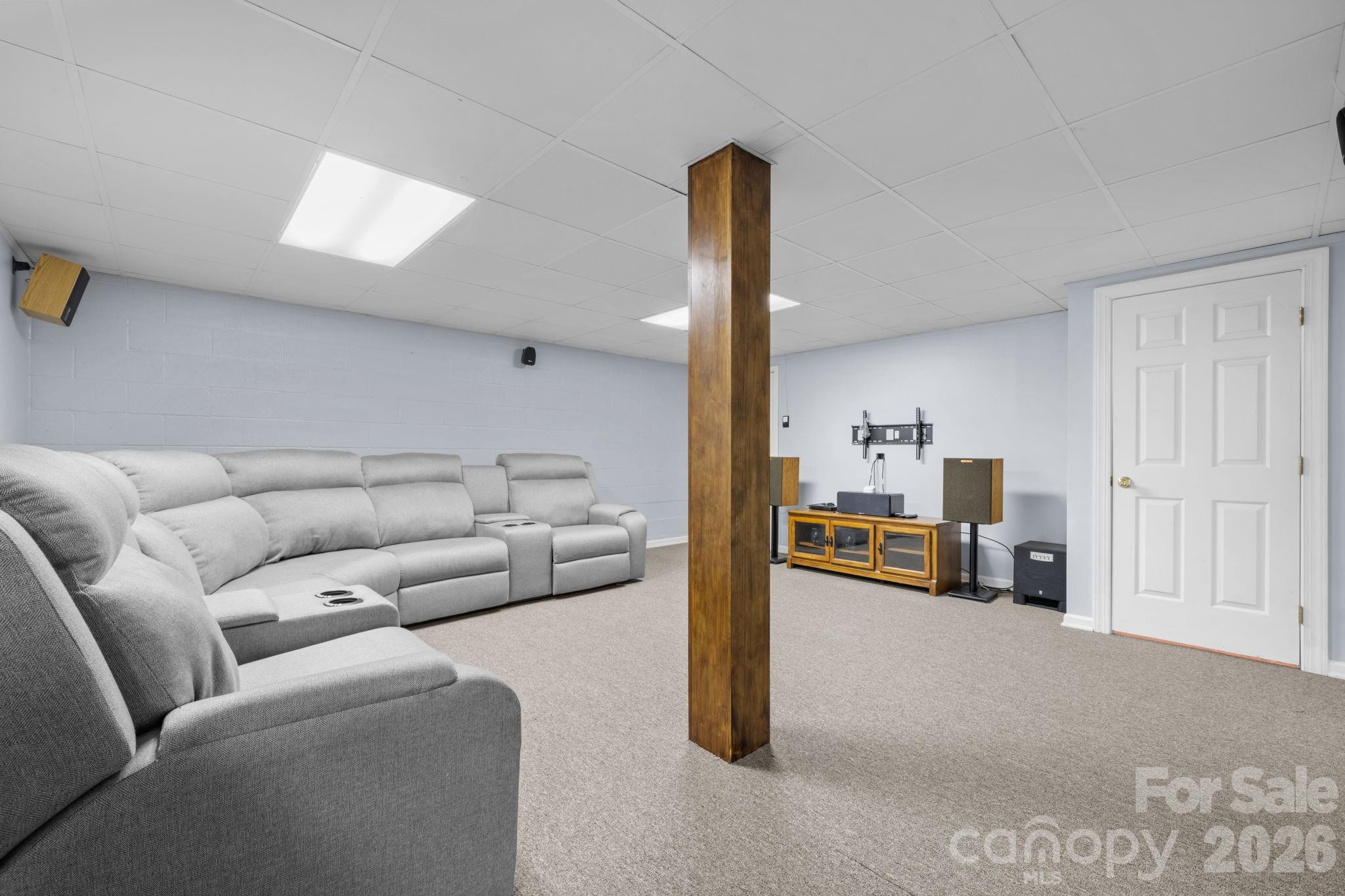 Country Club Acres - Residential