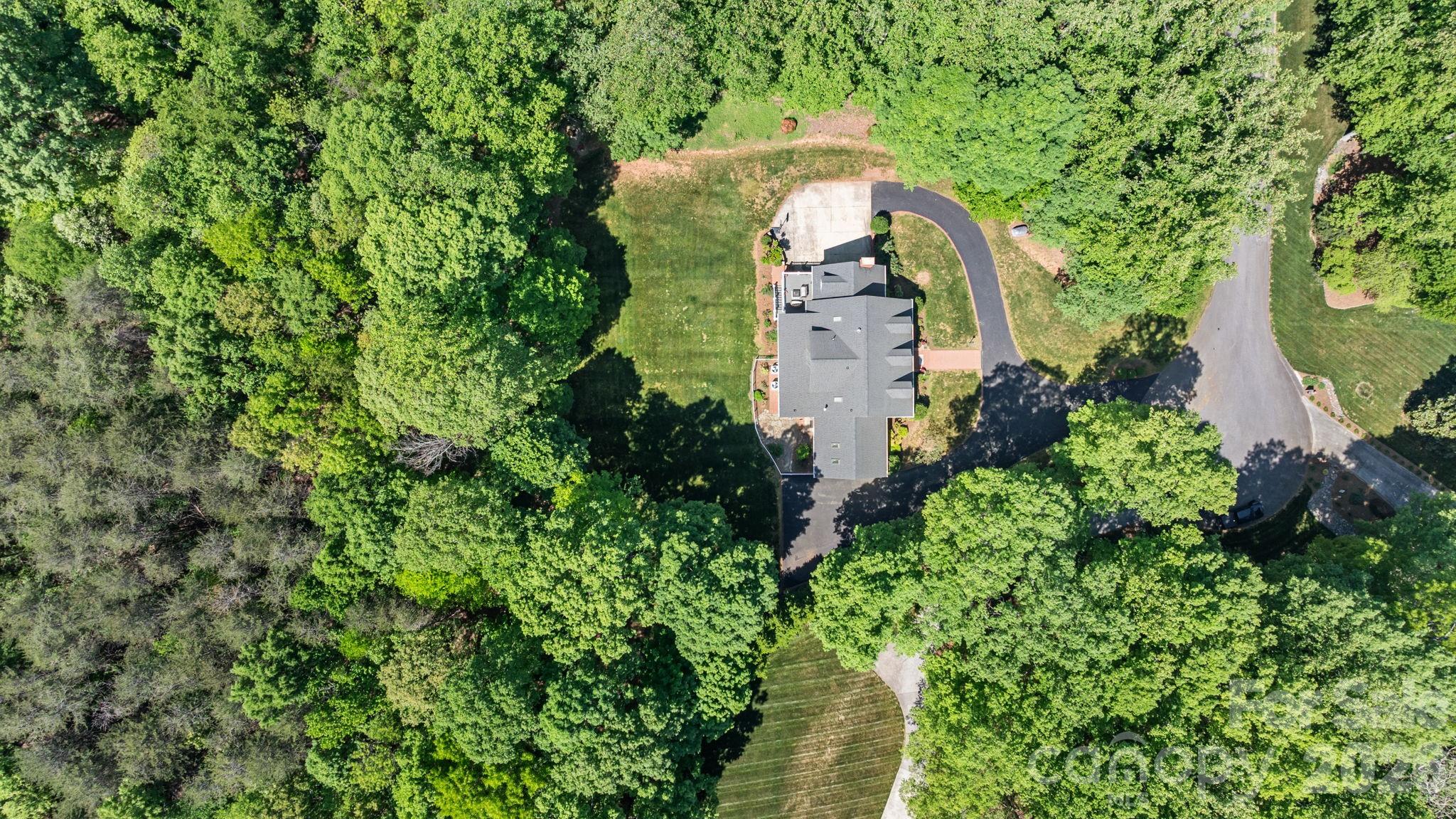 Country Club Acres - Residential