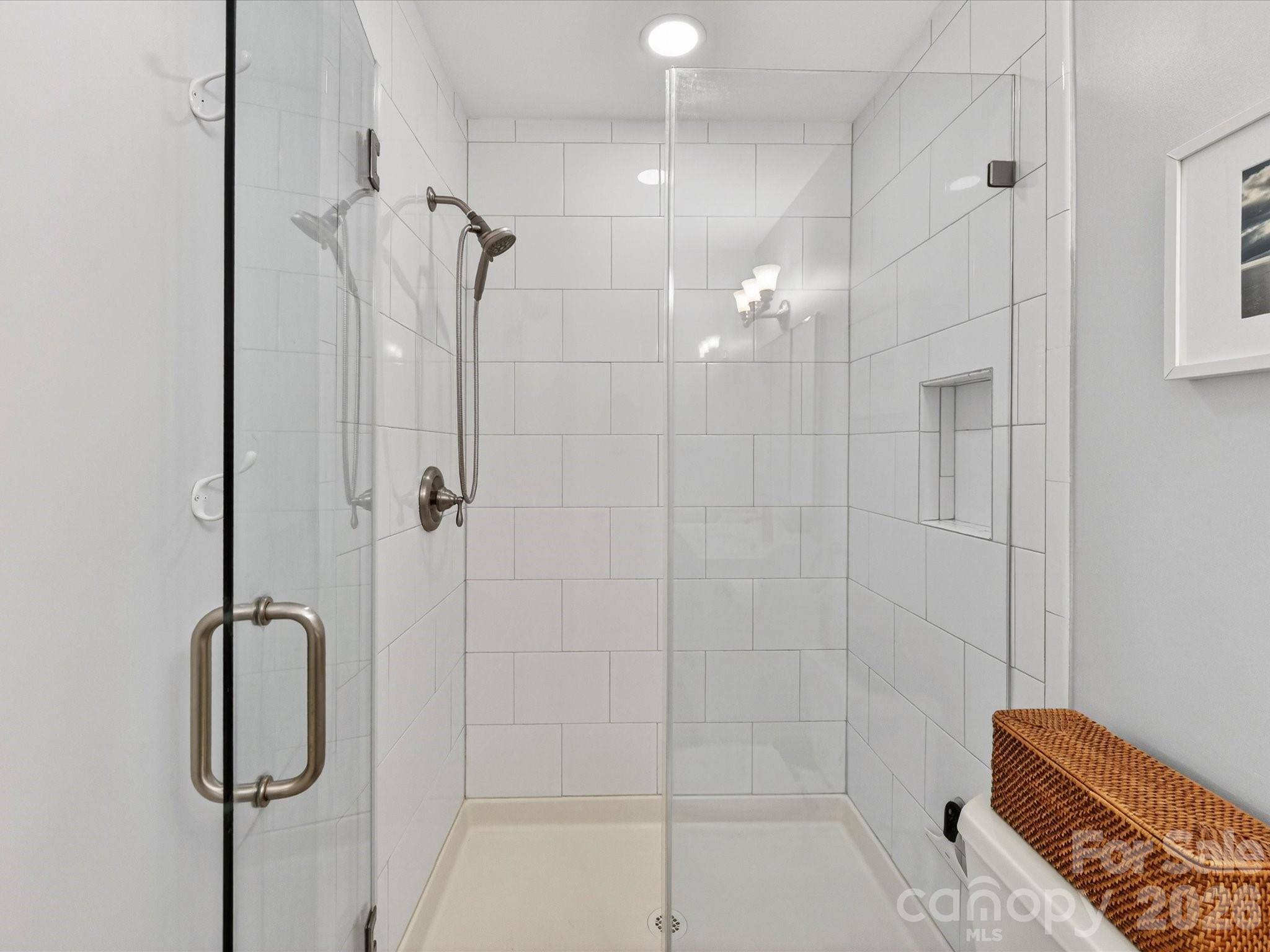 Beverly Woods East - Residential