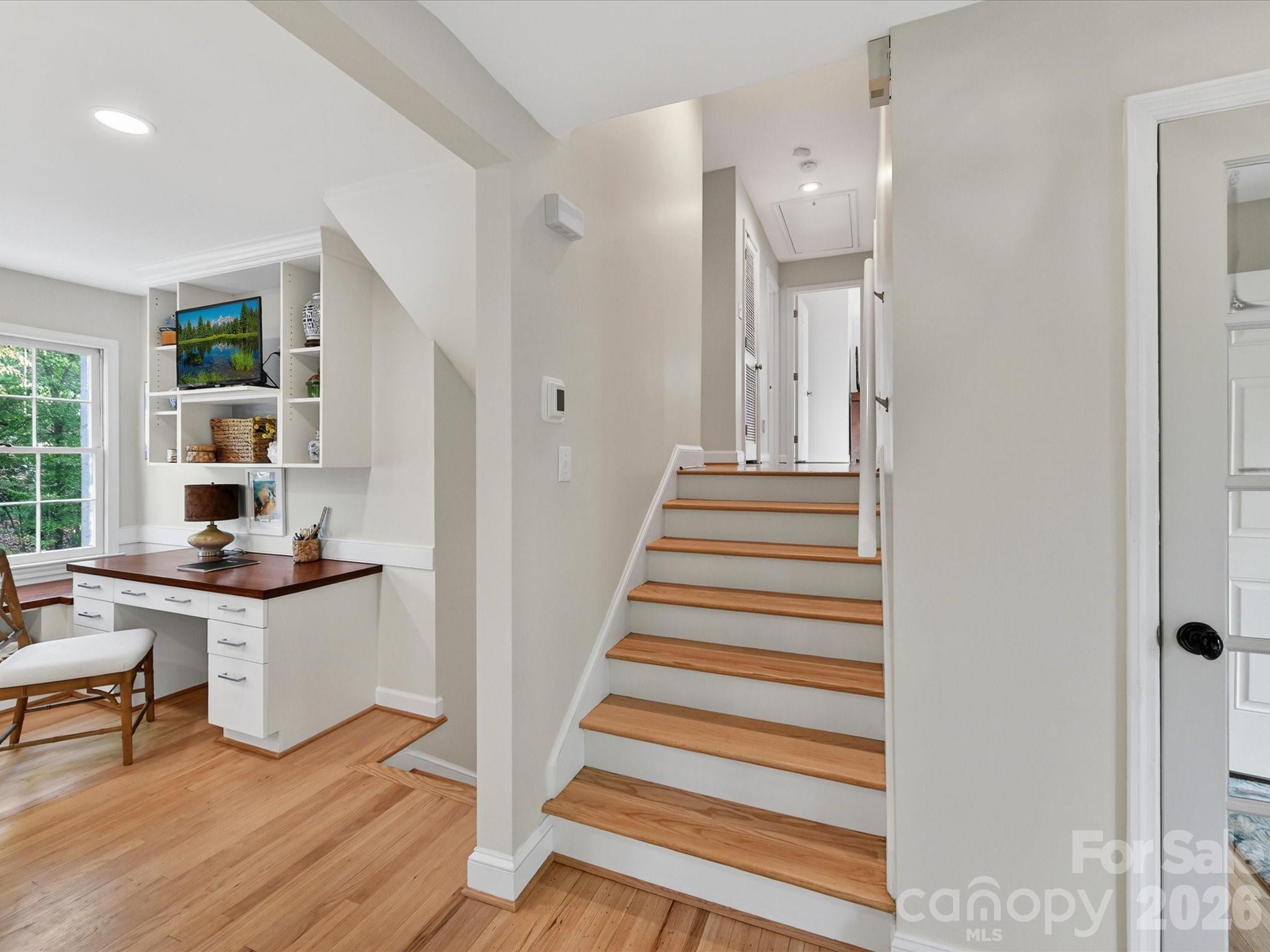 Beverly Woods East - Residential