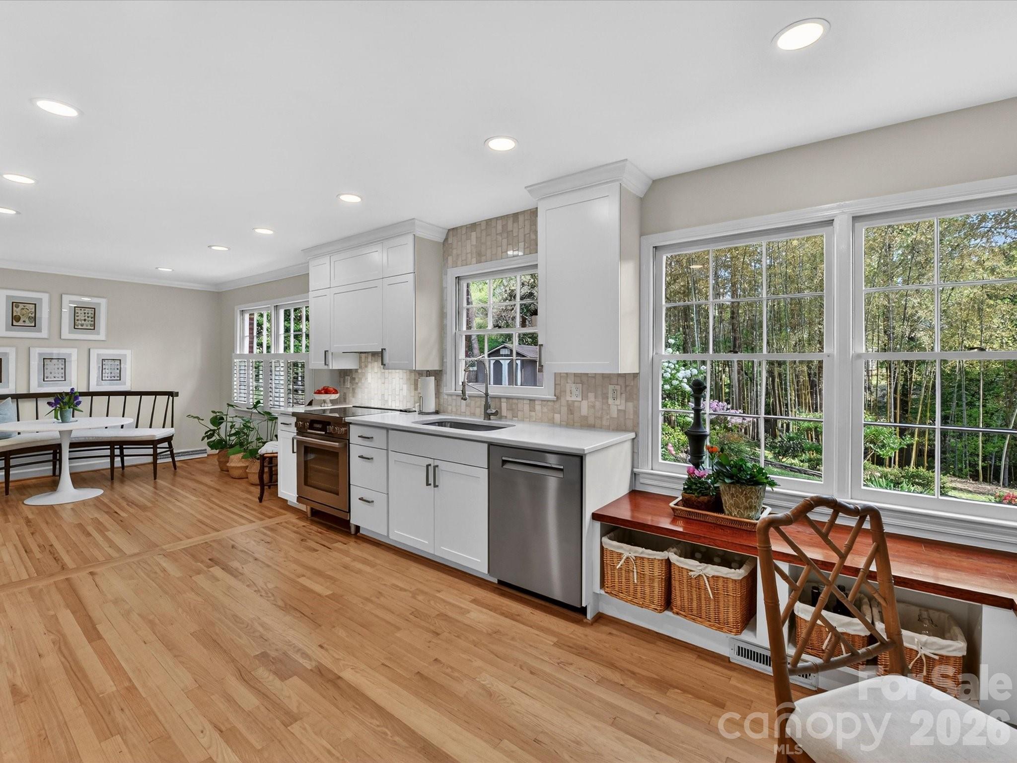 Beverly Woods East - Residential