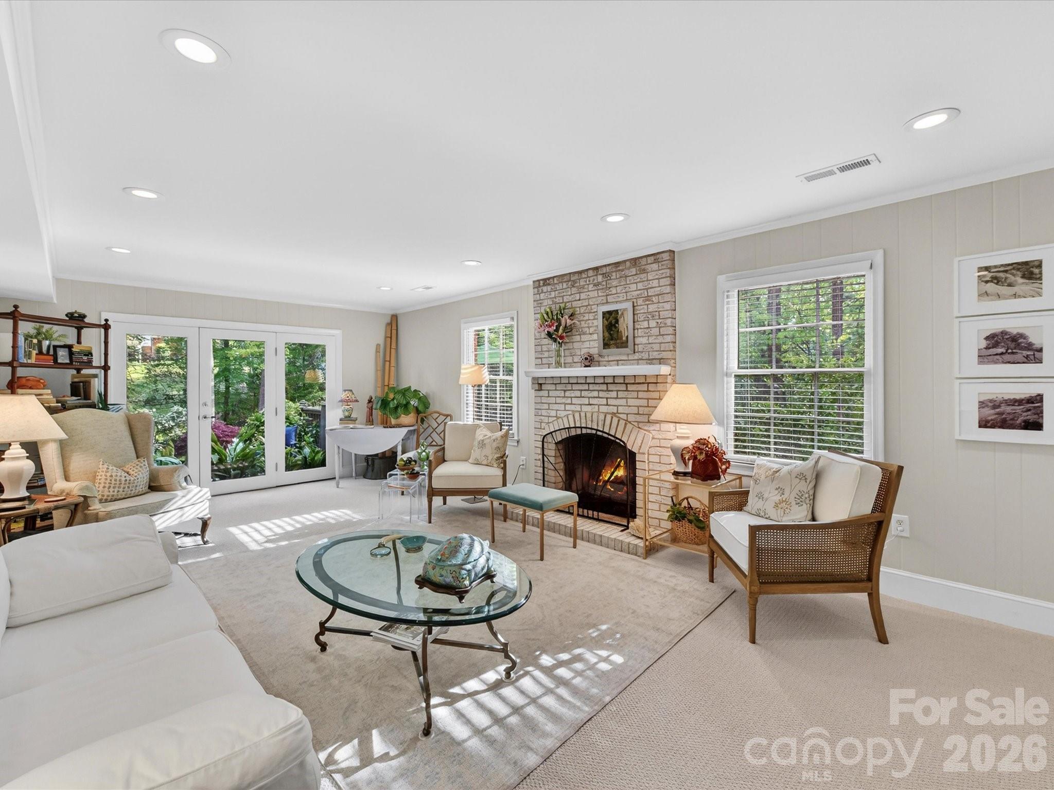 Beverly Woods East - Residential