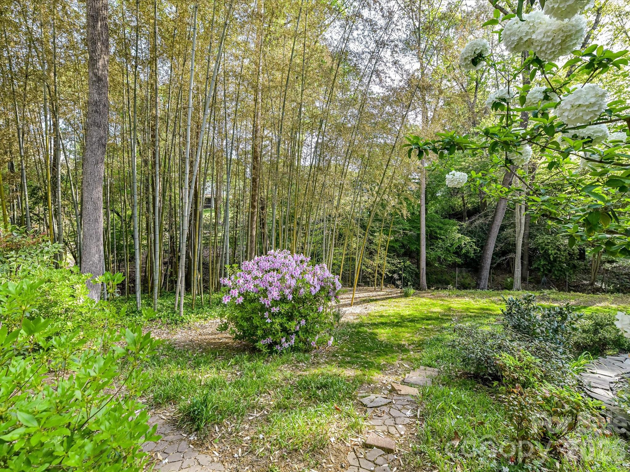 Beverly Woods East - Residential