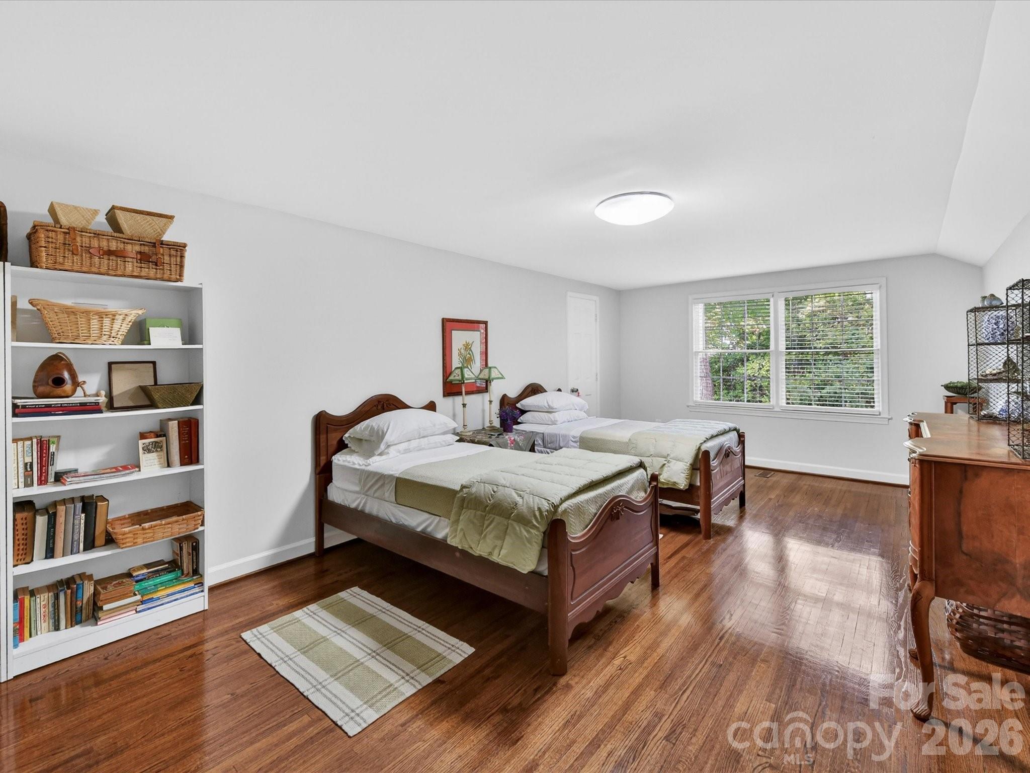 Beverly Woods East - Residential