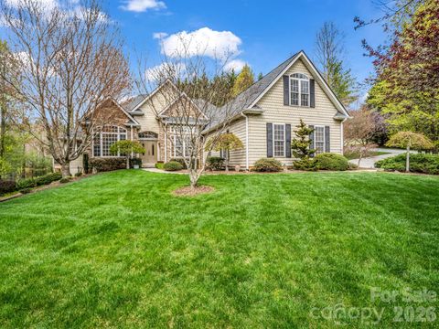 21 Kanuga Forest Drive Hendersonville NC 28739