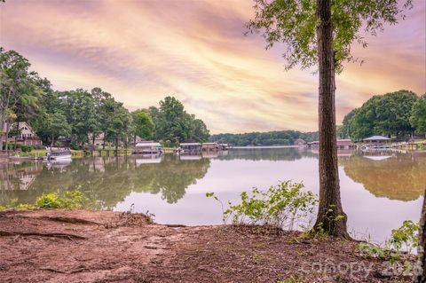 159 Water Oak Drive Mooresville NC 28117