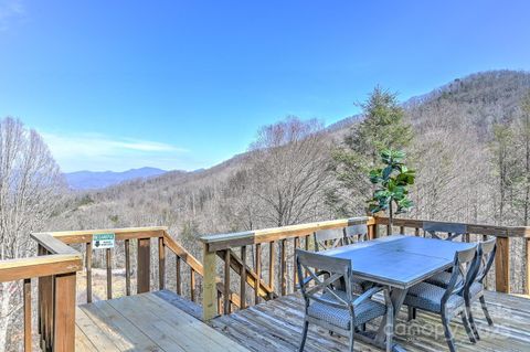 78 Pineneedle Way Canton NC 28716