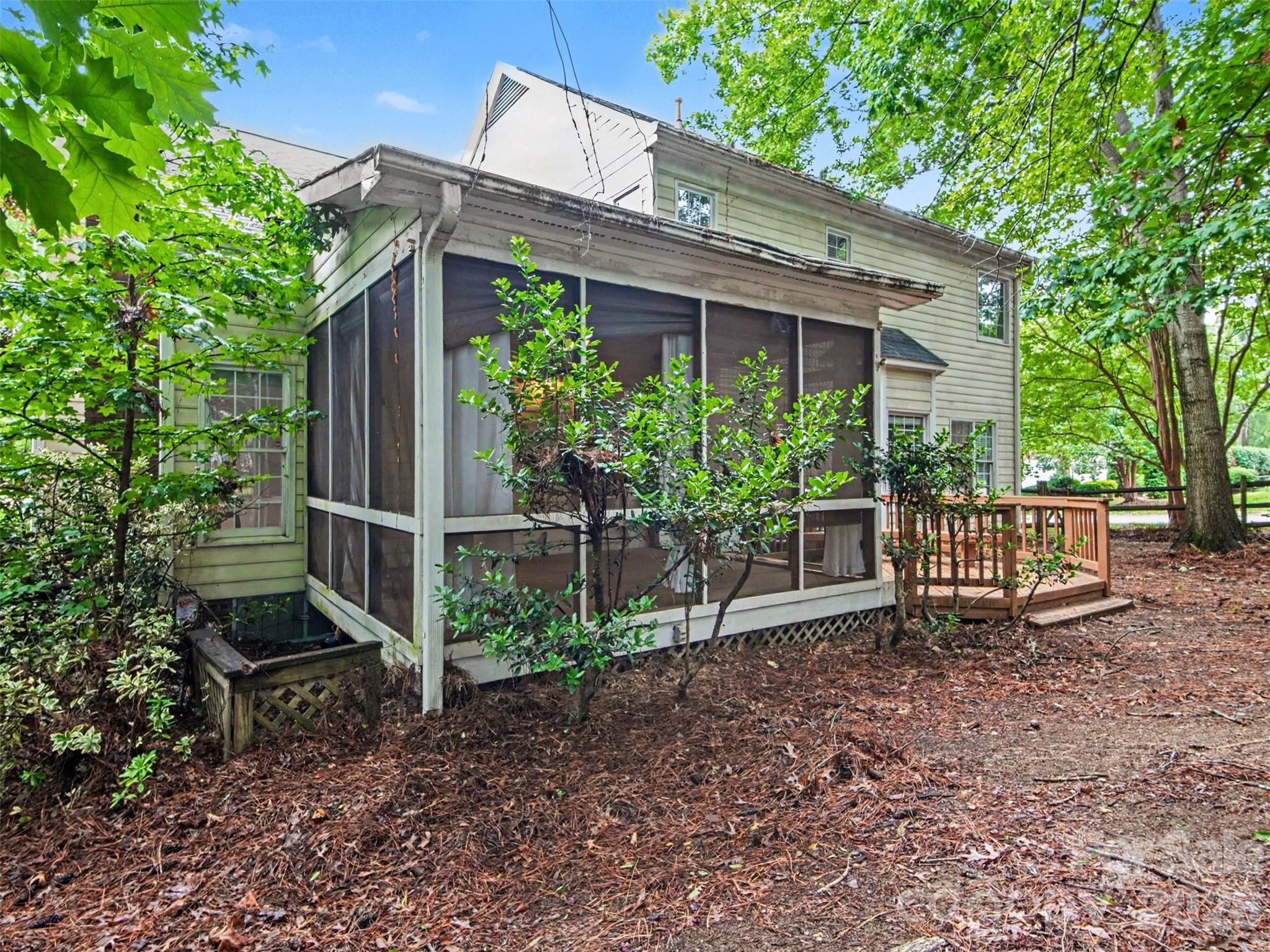 Highland Creek - Residential