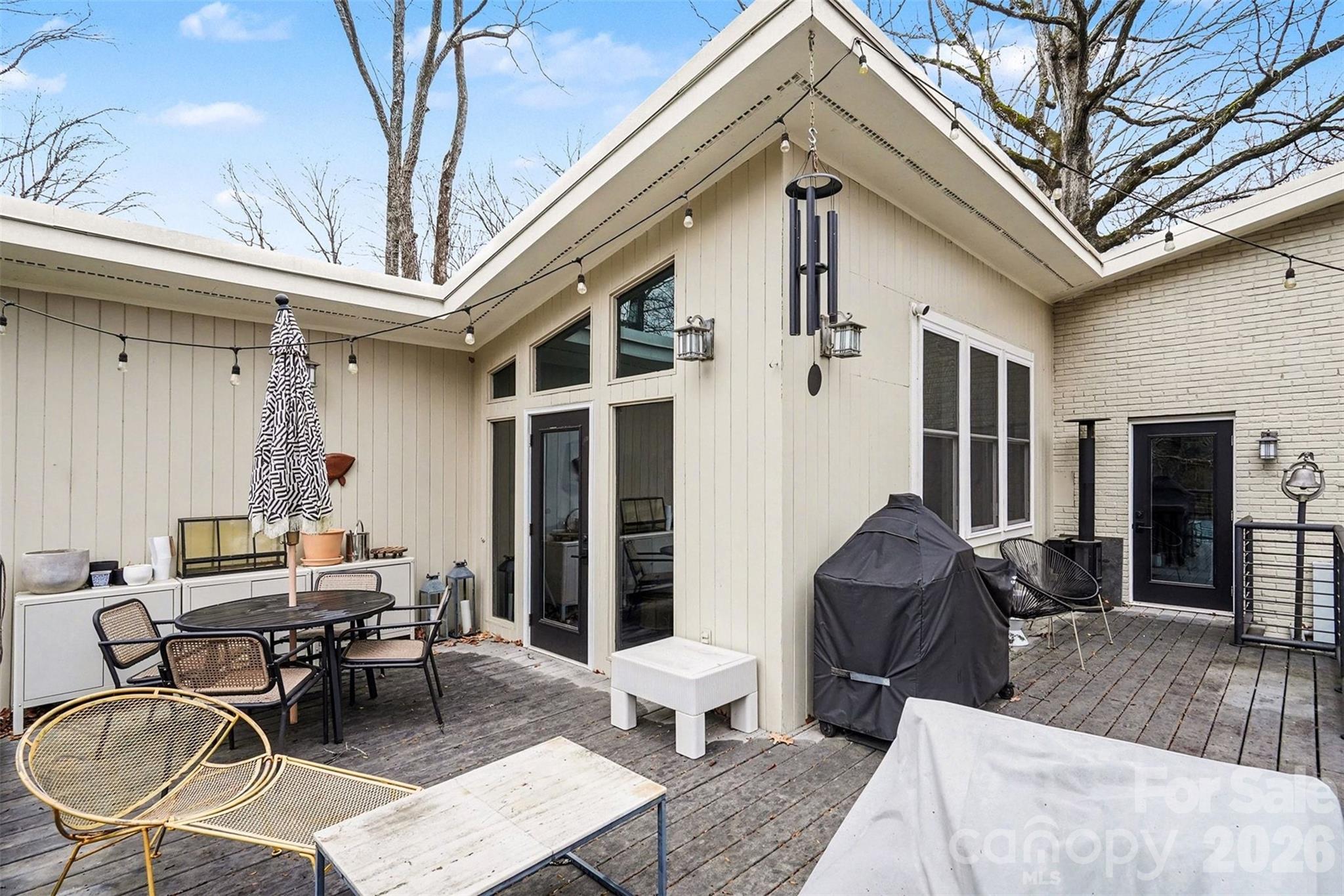 440 Bubbling Well Road