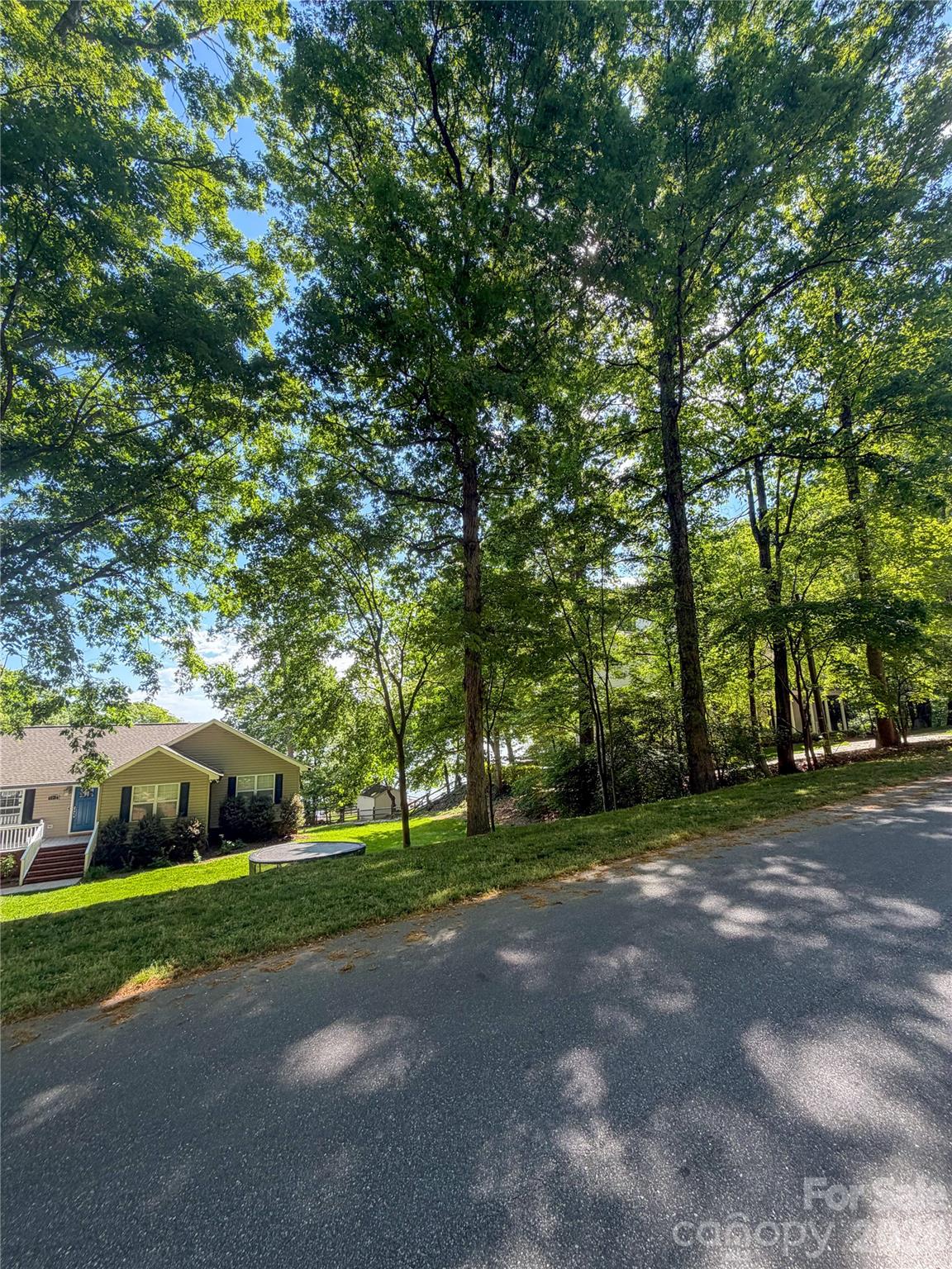 8793 Peninsula Drive