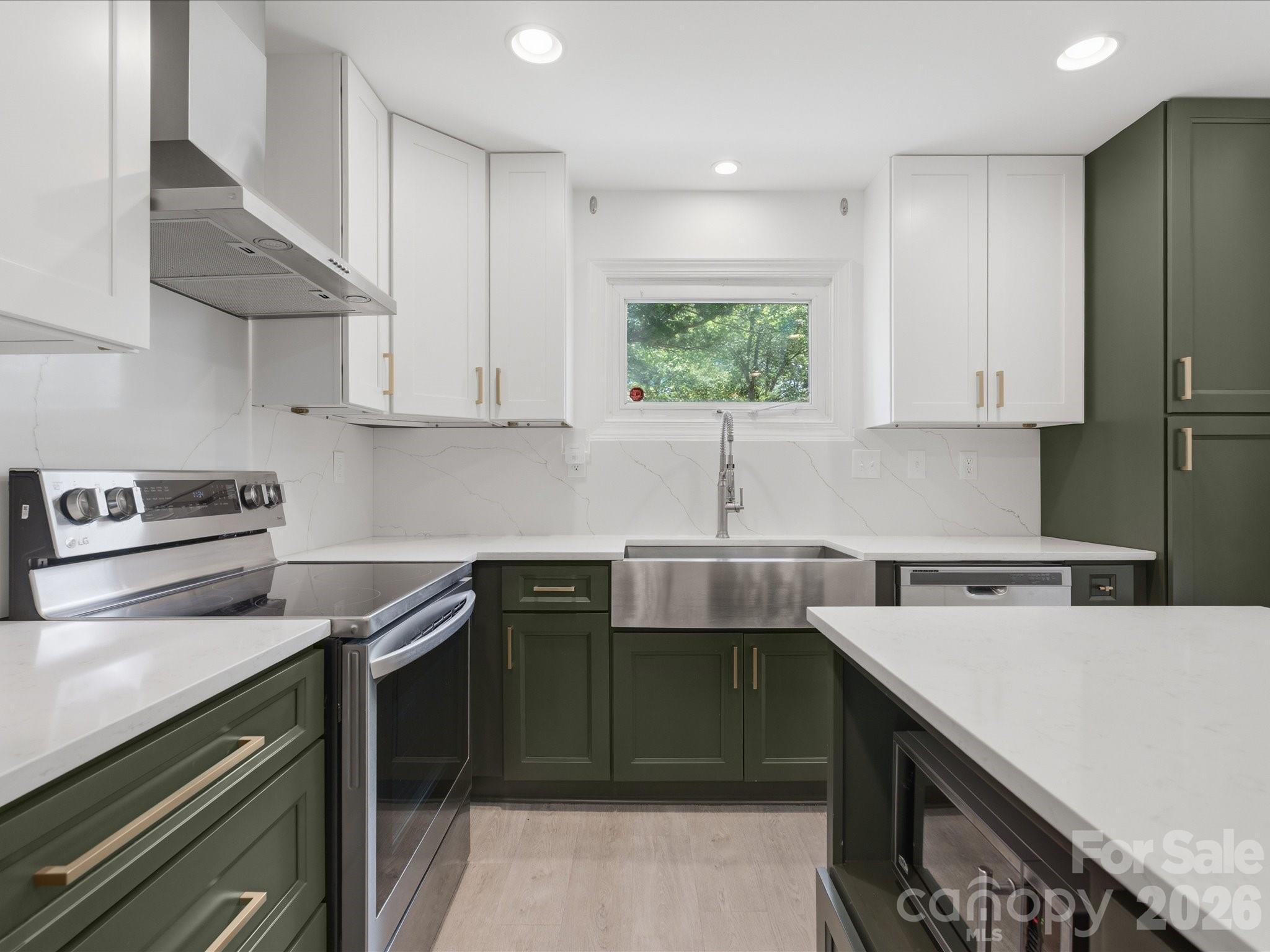3633 Rosehaven Drive
