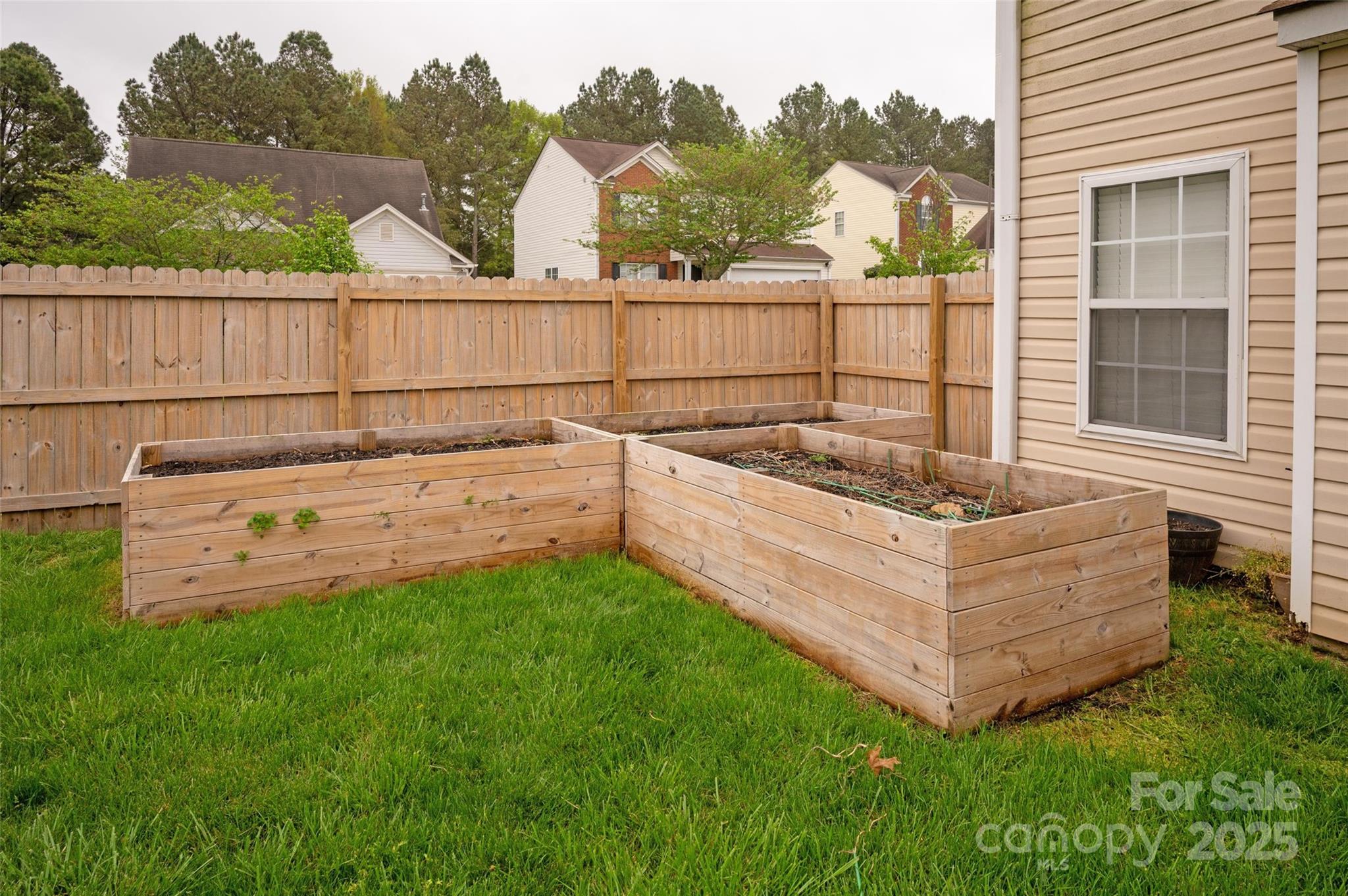 Highland Creek - Residential