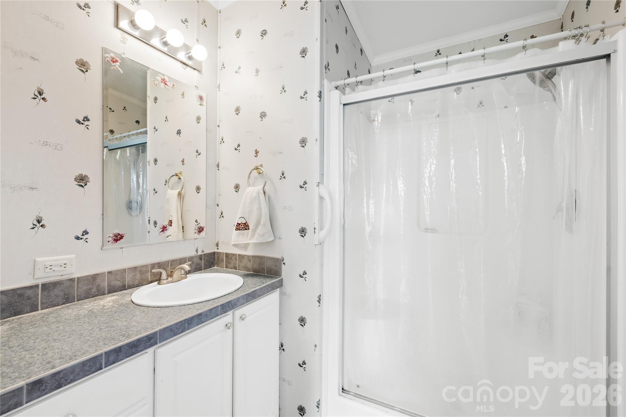 Twin Oaks Estate - Residential