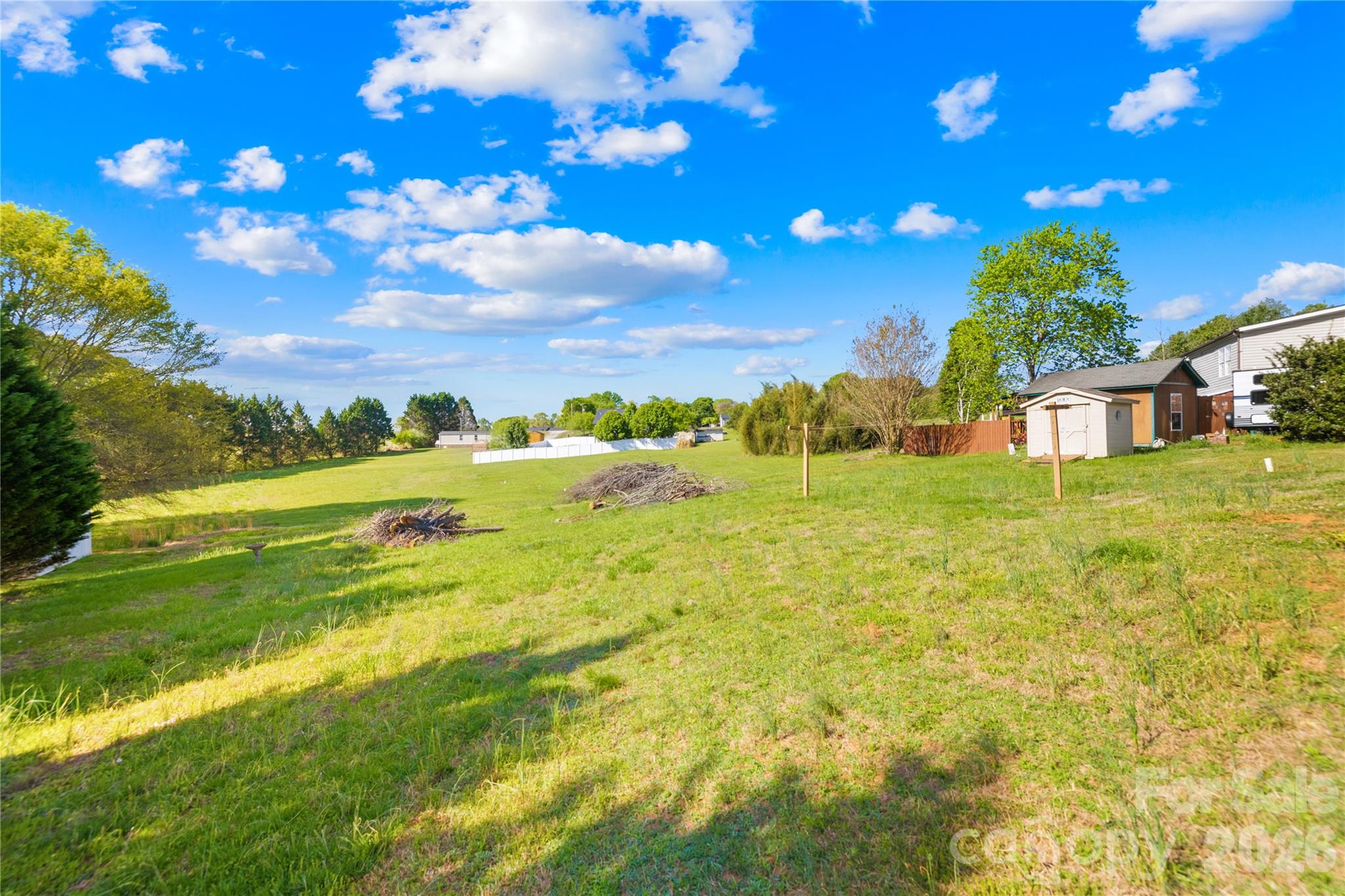 Twin Oaks Estate - Residential