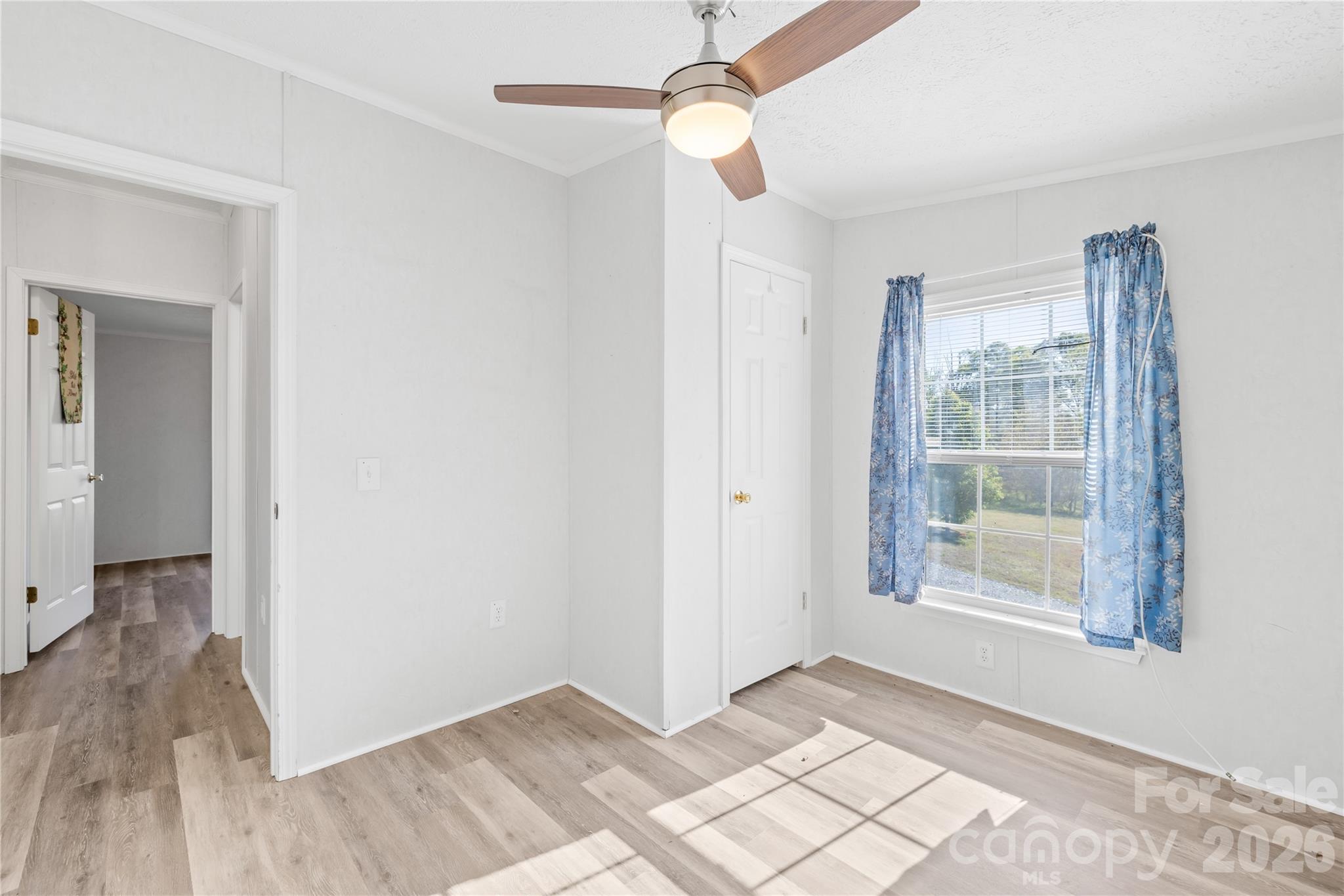 Twin Oaks Estate - Residential