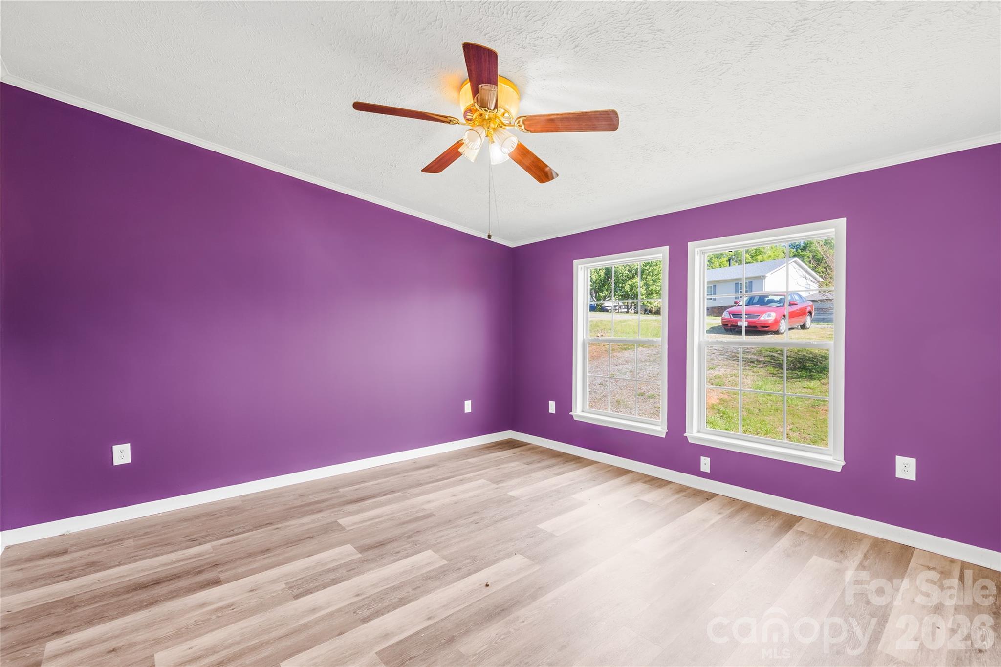 Twin Oaks Estate - Residential