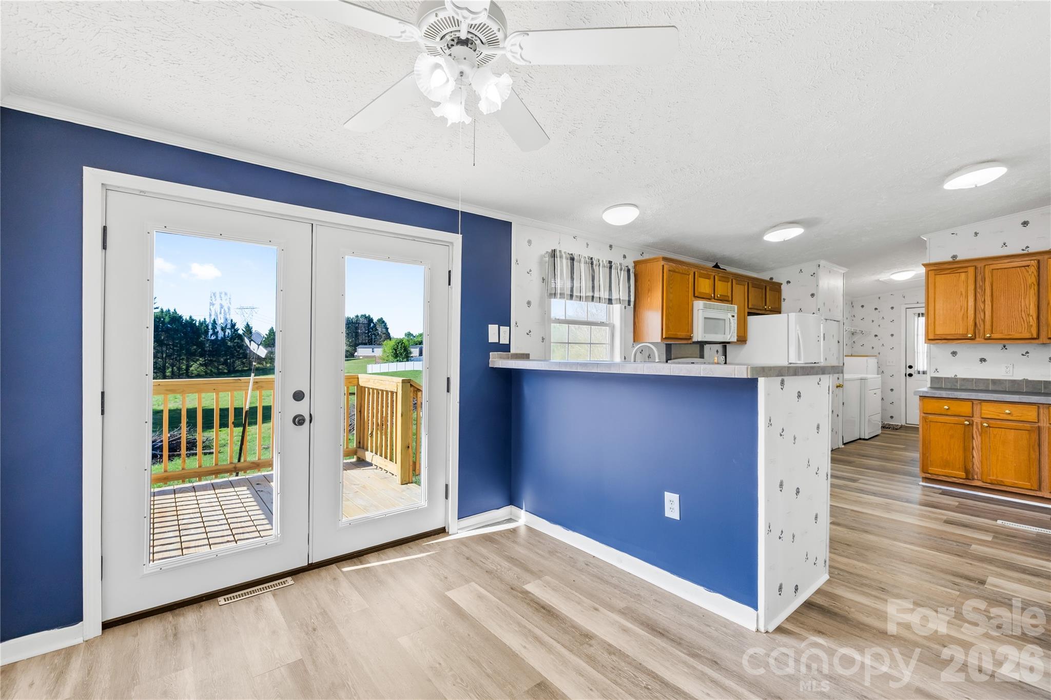 Twin Oaks Estate - Residential