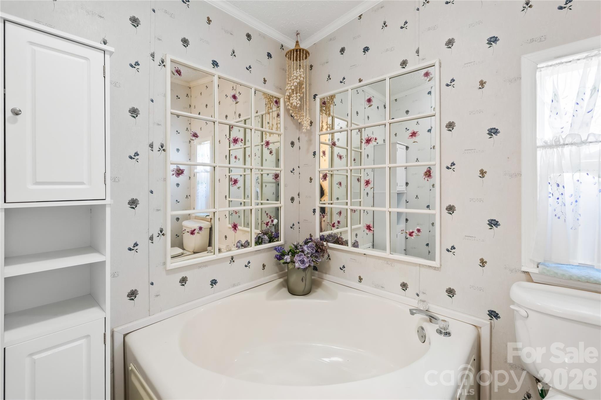 Twin Oaks Estate - Residential