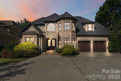 Photo of 7936 Park Road, Charlotte, NC 28210 (MLS # 4427314)