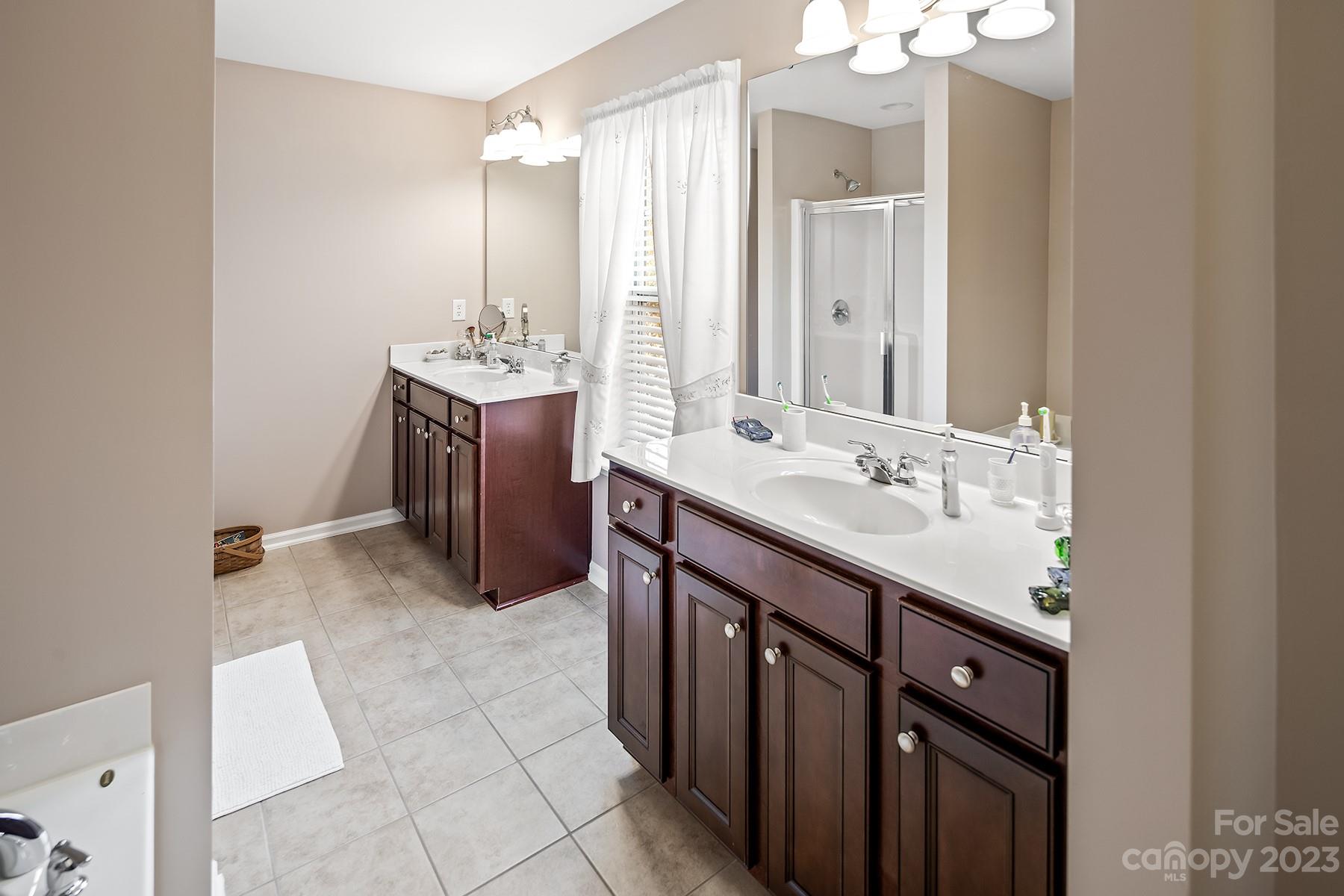Linwood Farms - Residential