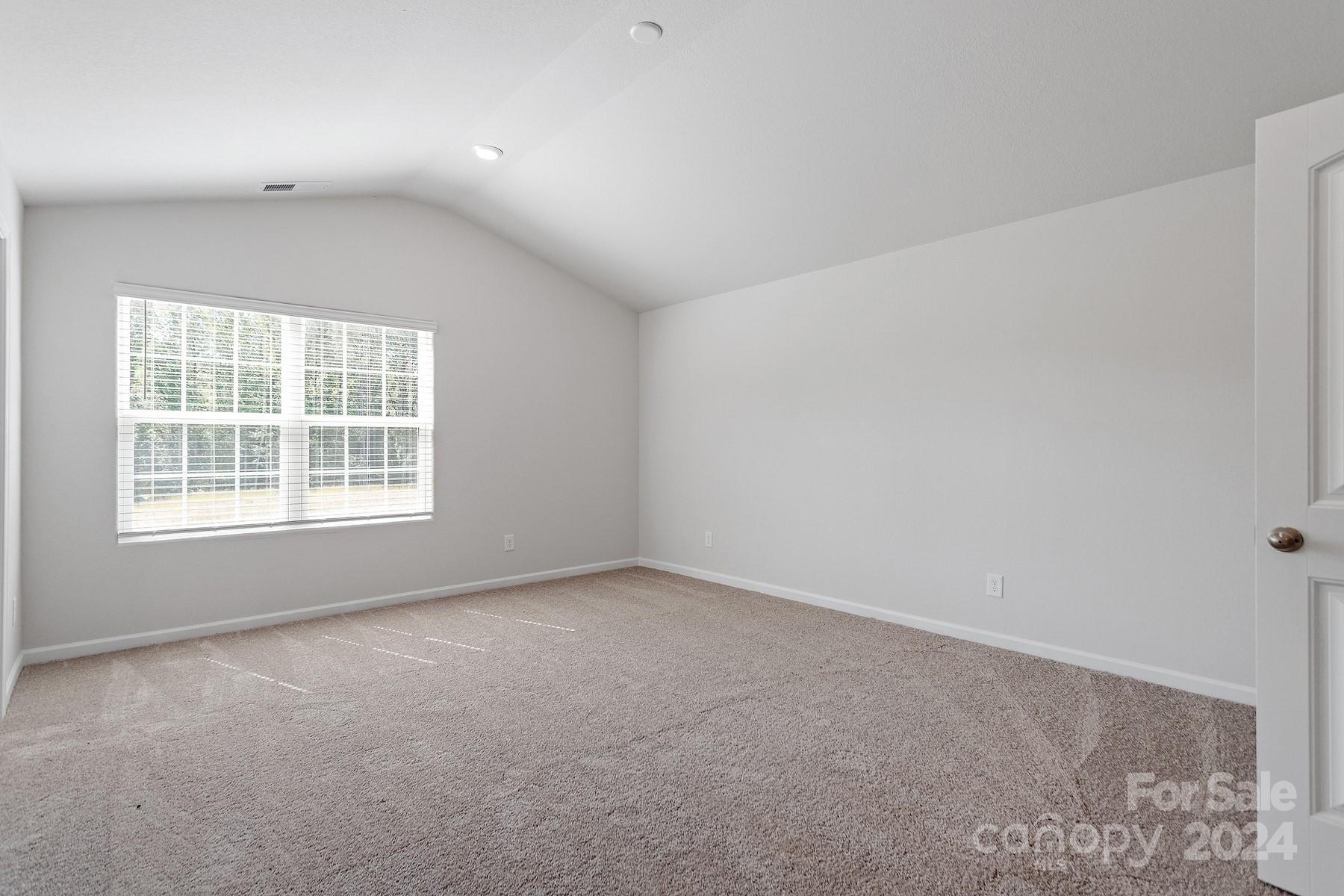 Knights Bridge - Residential