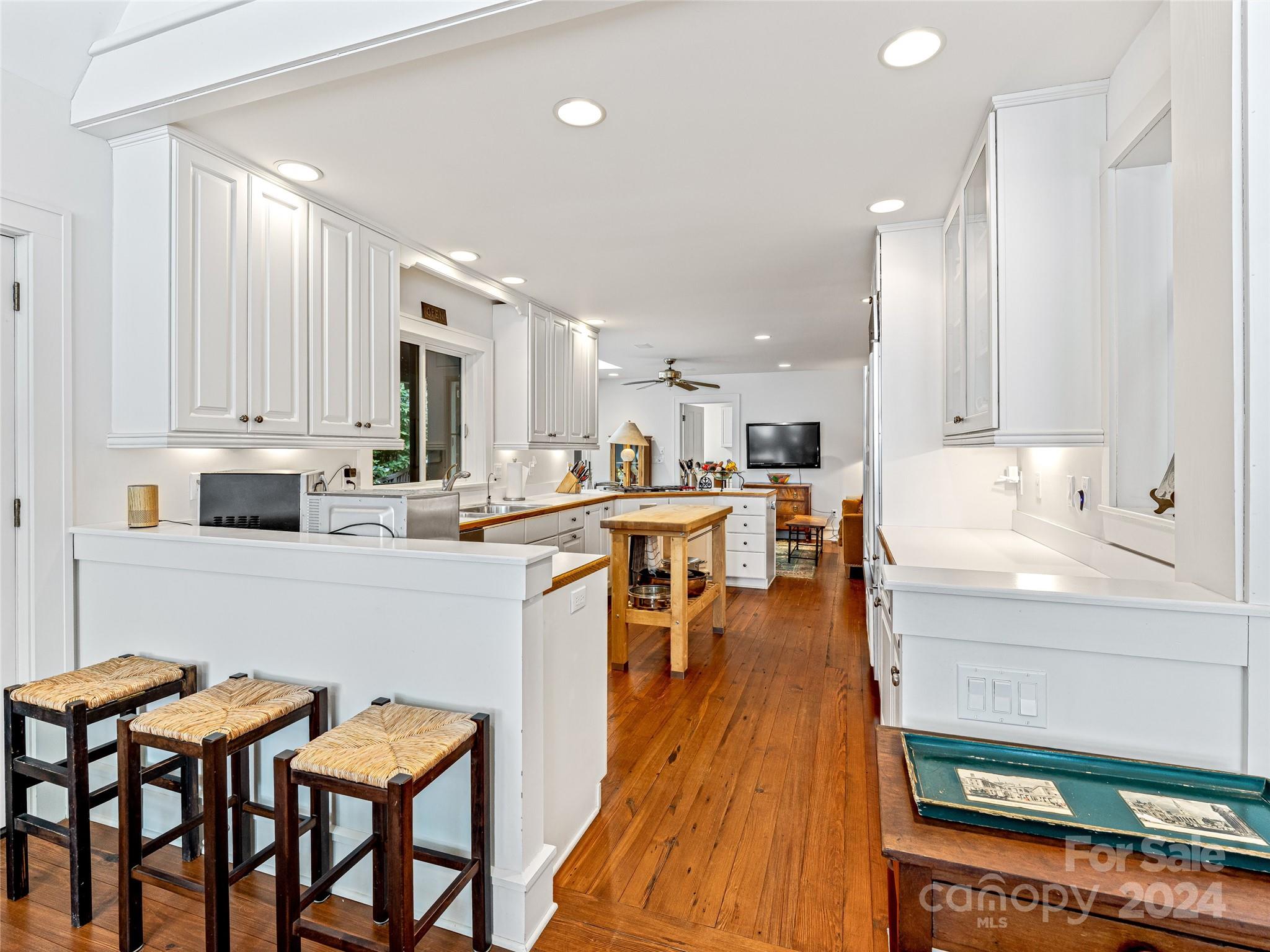 Lake Toxaway Estates - Residential