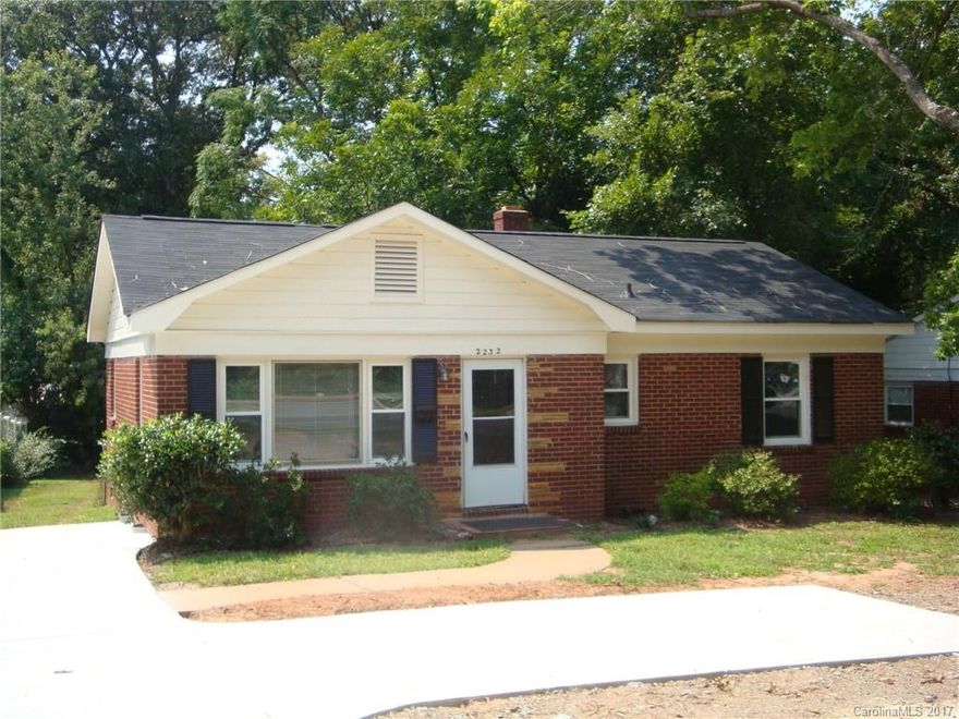 Gorgeous 3 bedroom, 1 bathroom total electric home with many updates! It has an updated kitchen with new cabinets, countertops, and appliances. There are easy-clean refinished hardwood floors and convenient w/d connections. Outside you'll enjoy a rear deck and off-street parking. Located in East Charlotte, this home is convenient to Independence Blvd., Uptown, The Plaza, and Central Ave., offering great access to some of Charlotte’s best shopping and dining options. Welcome home!