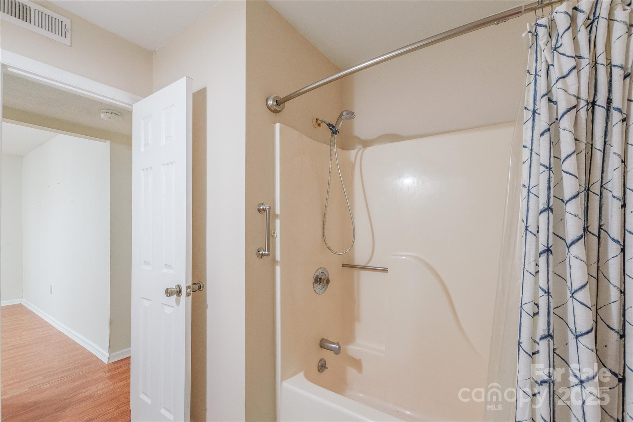 Hunters Chase - Residential